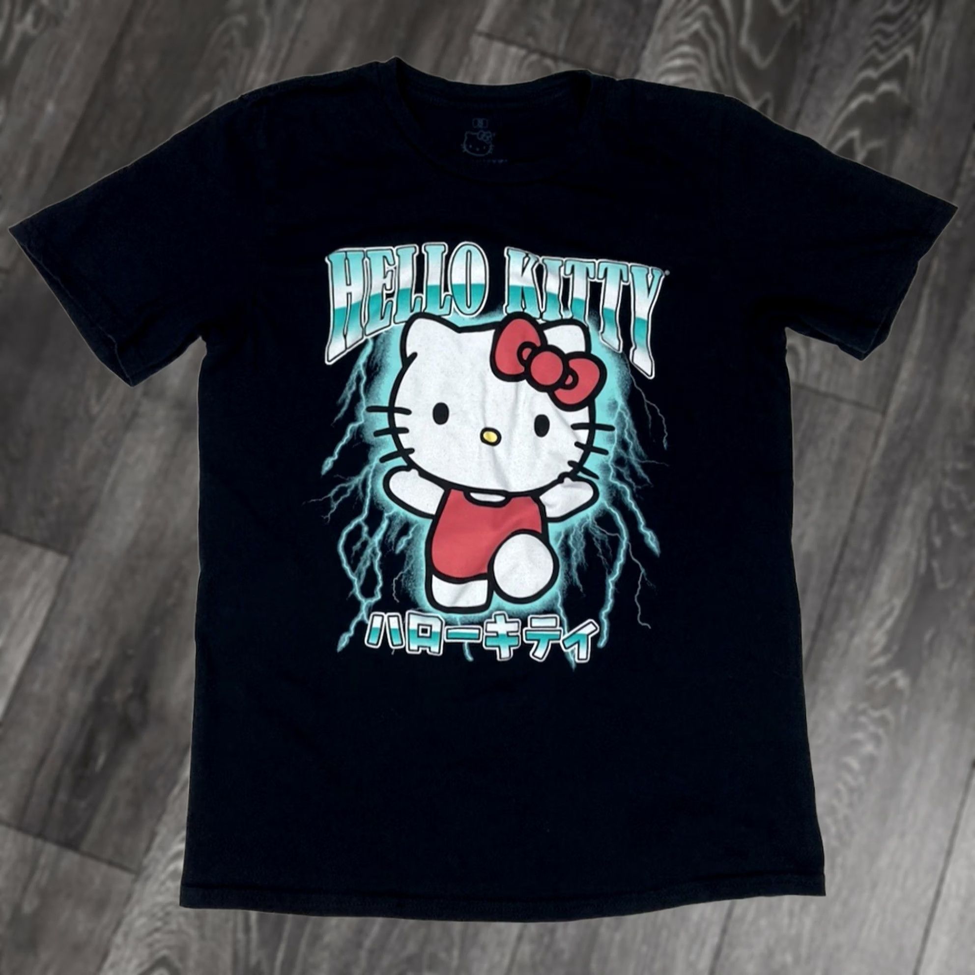 Vintage VINTAGE Hello Kitty Graphic T-shirt Women Small Black Short Sleeve Size S / US 4 / IT 40 - 1 Thumbnail