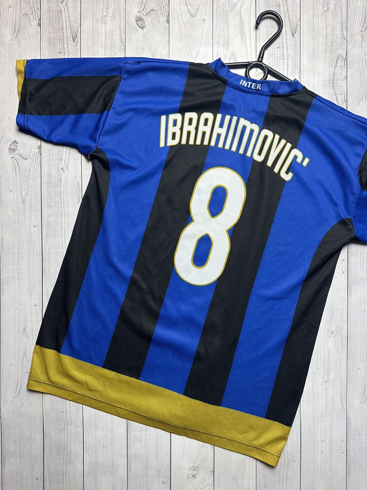 Vintage Vintage Inter Milan soccer jersey size L 8 Ibrahimovic Size US L / EU 52-54 / 3 - 3 Thumbnail