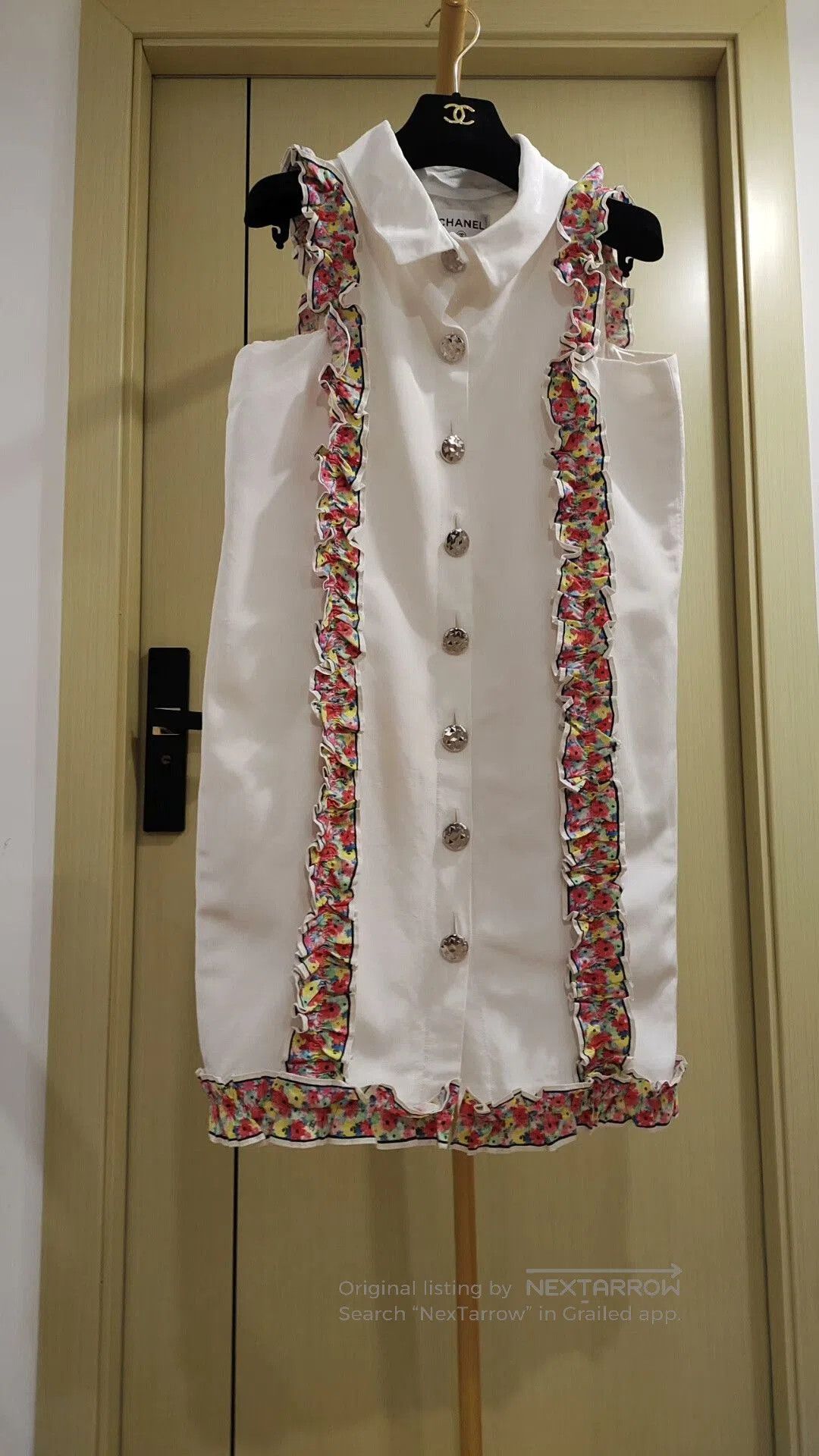 Chanel Chanel Dress with Lace Trim Detail. Size M / US 6-8 / IT 42-44 - 1 Thumbnail