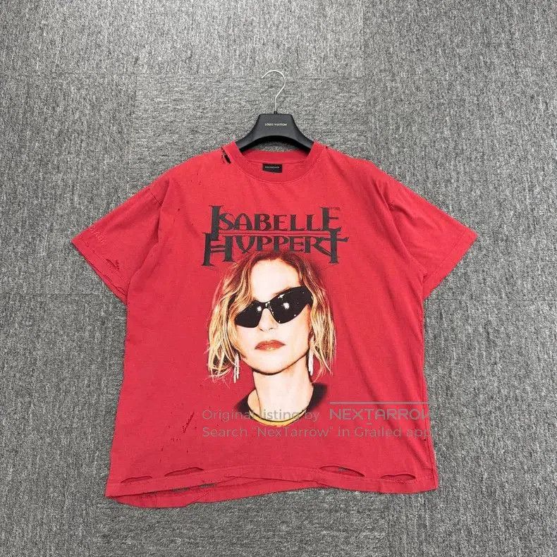 Balenciaga Balenciaga FW25 Distressed Graphic Short Sleeve. Size US M / EU 48-50 / 2 - 1 Thumbnail