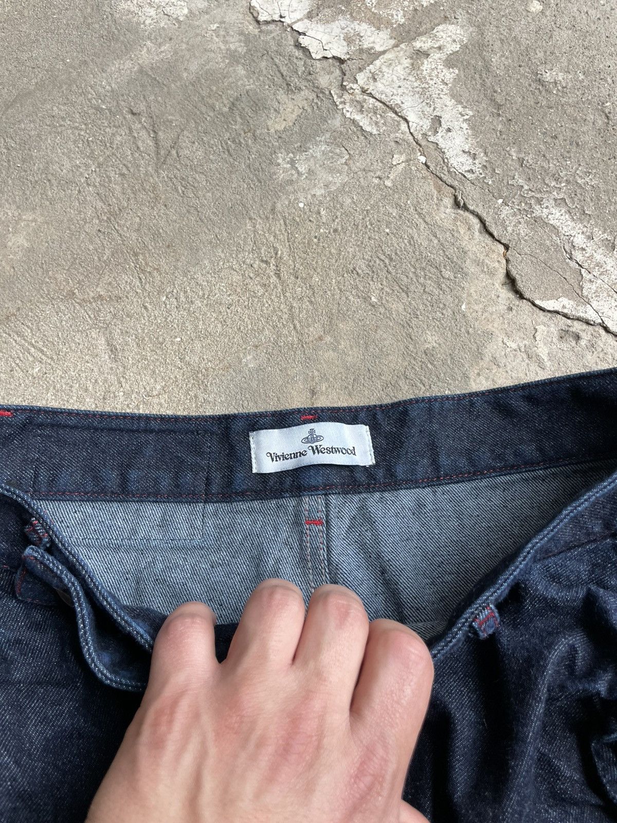 Vivienne Westwood Vivienne Westwood Orb Asymmetric Drunken Alcoholic Jeans Size US 30 / EU 46 - 8 Thumbnail