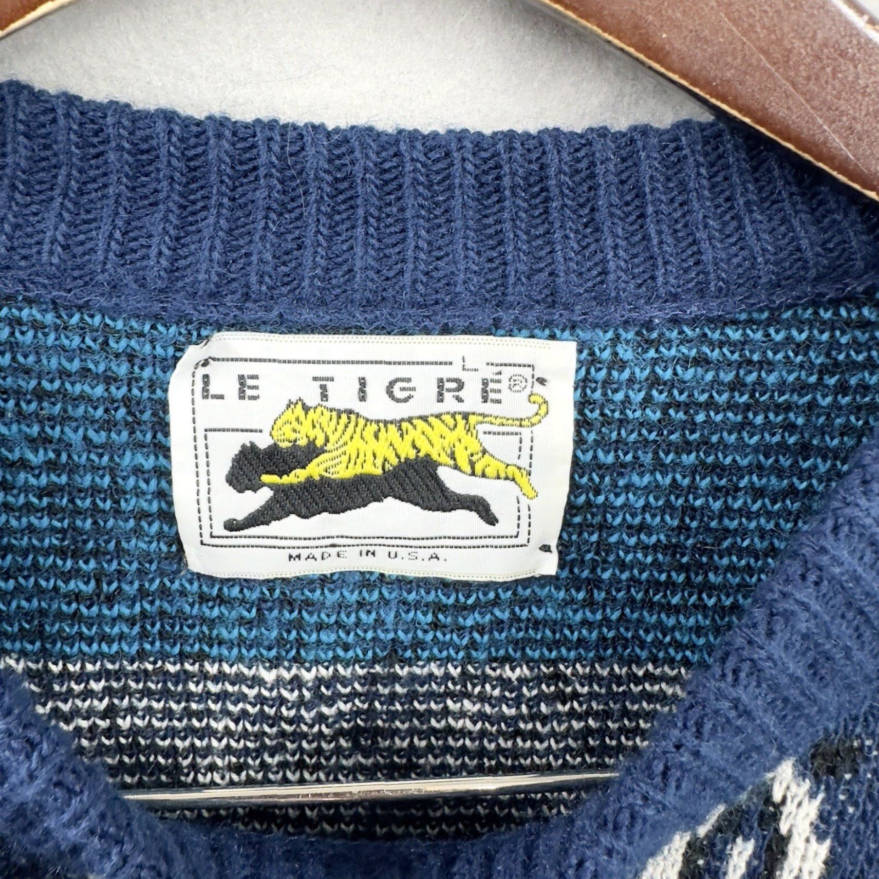 Vintage VINTAGE Le Tigre Sweater Mens L Blue Geometric 80s 90s Grunge Hip Hop Streetwear Vintage Pullover Crew Neck Classic Knit Shirt Mens Size US L / EU 52-54 / 3 - 3 Thumbnail