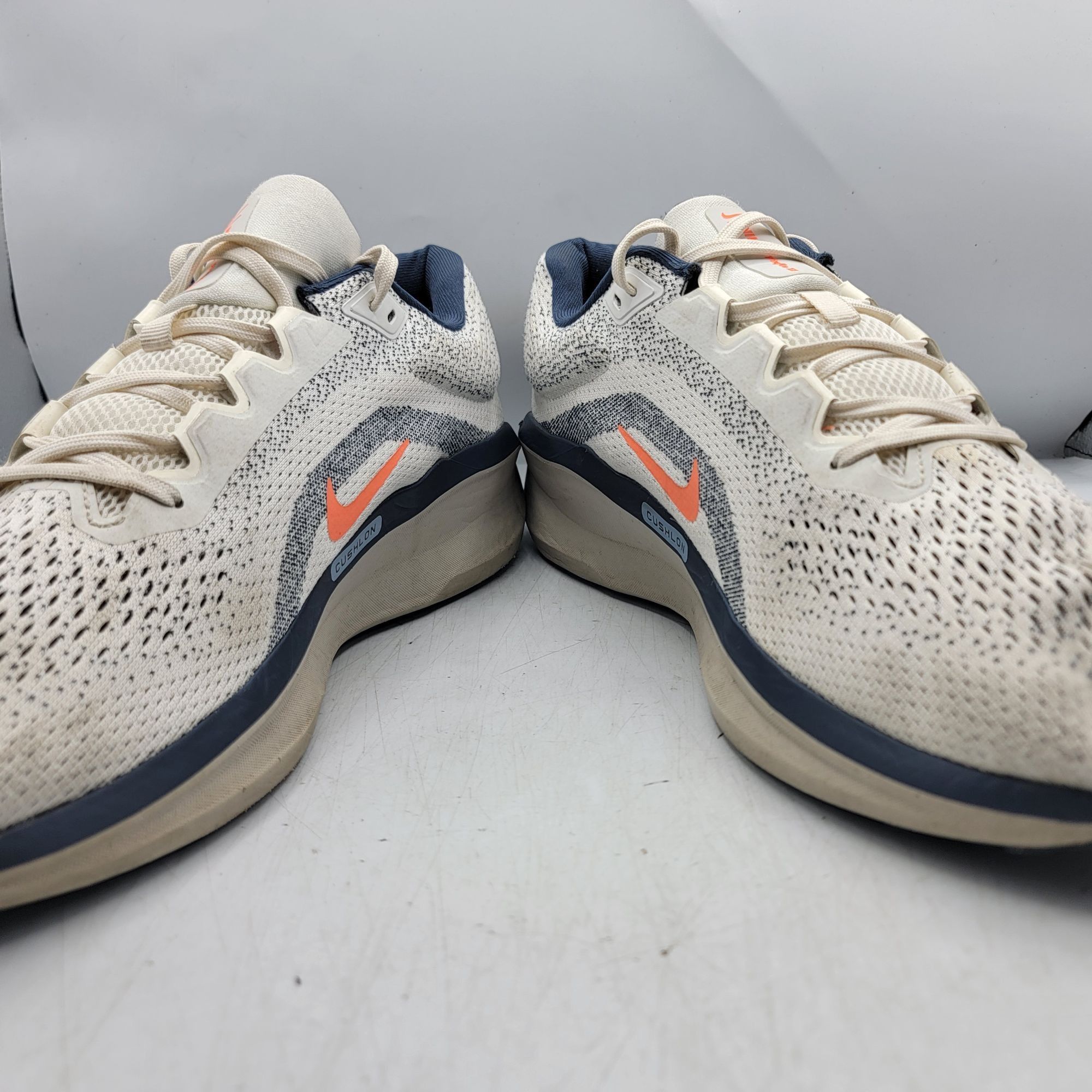 Nike Nike Air Winflo 11 Sail Mens 12 White Total Orange Athletic Size US 12 / EU 45 - 3 Thumbnail
