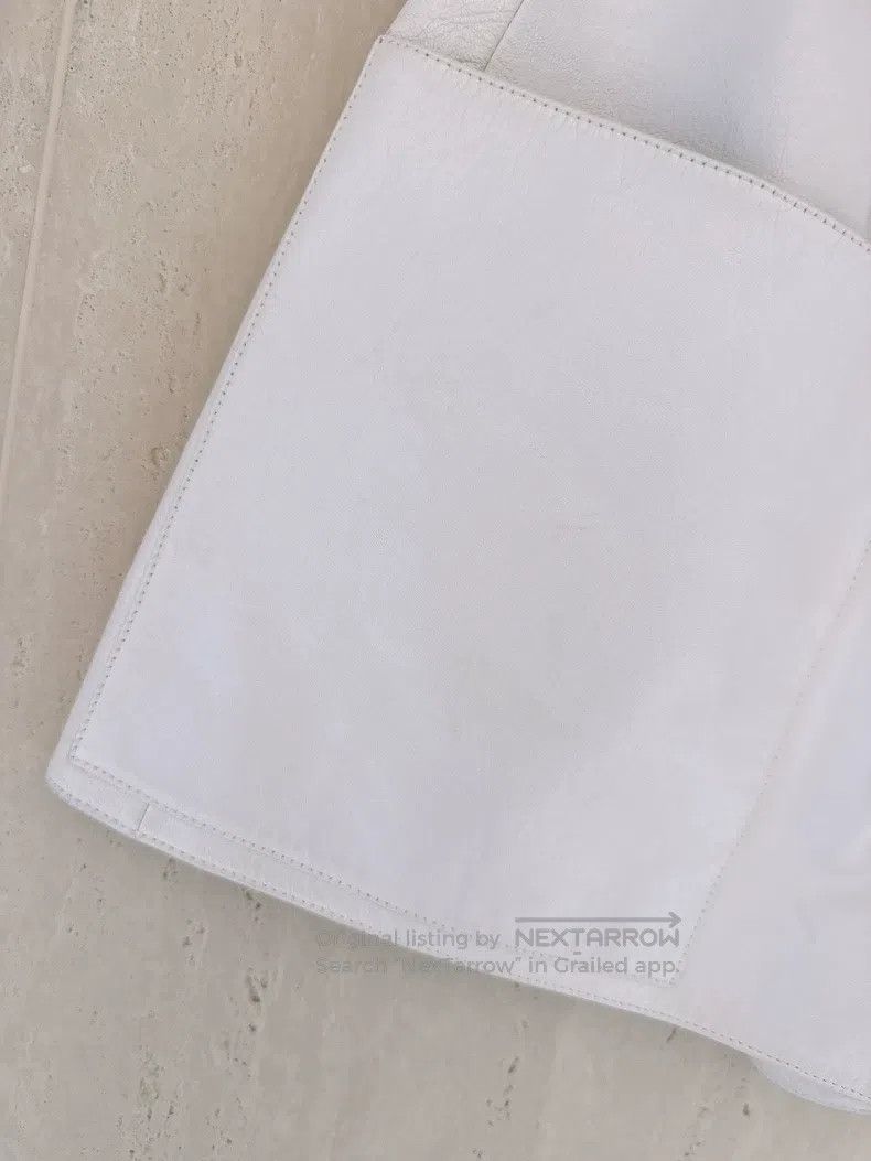 Chanel Chanel 23P Spring and Summer Preview Pearly White Lambskin Size 24" / US 00 / IT 34 - 4 Thumbnail