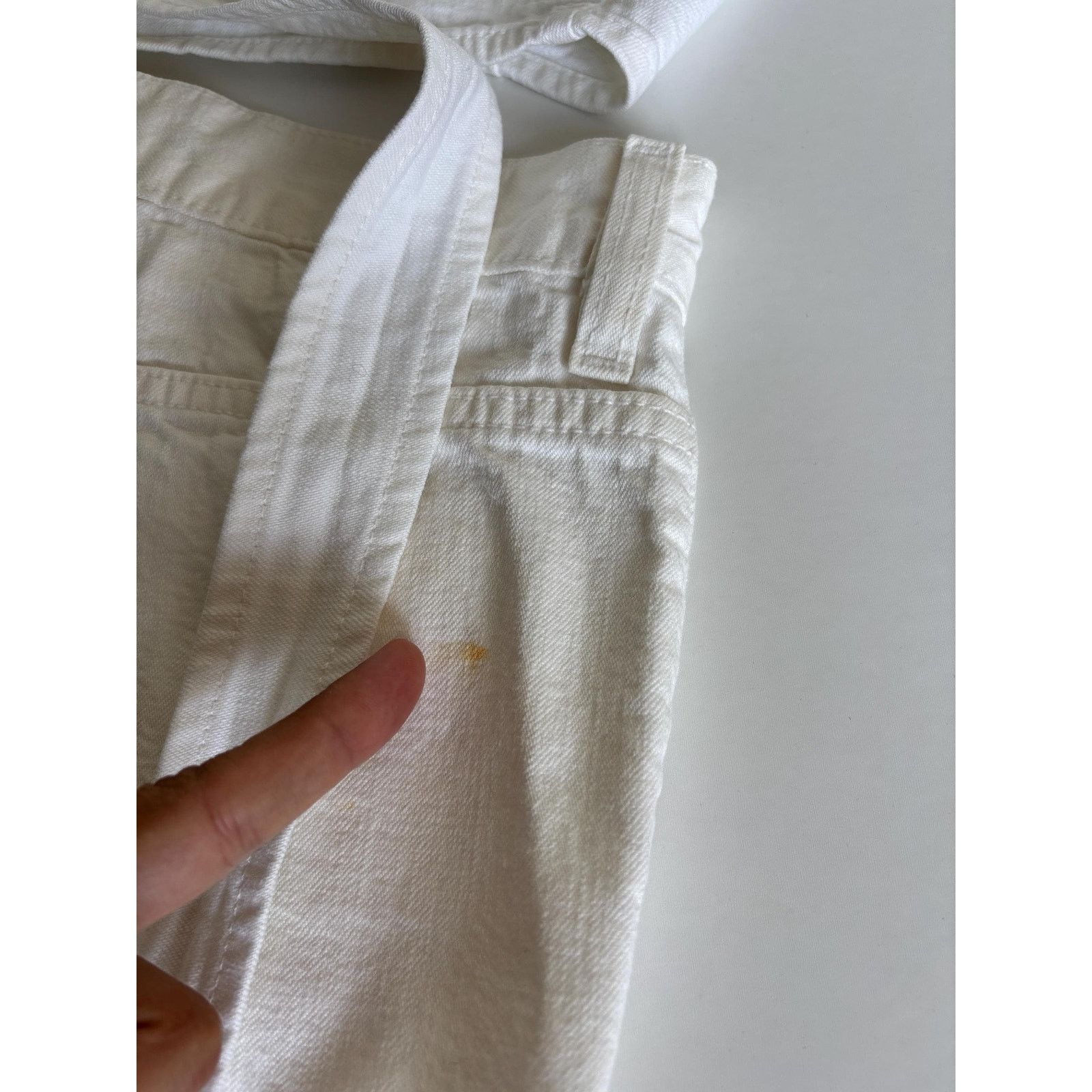Japanese Brand × Levi's × Levi's Vintage Clothing Vintage Levi's White Denim Two Piece Set Crop Top Shorts Y2K Size 26" / US 2 / IT 38 - 6 Thumbnail