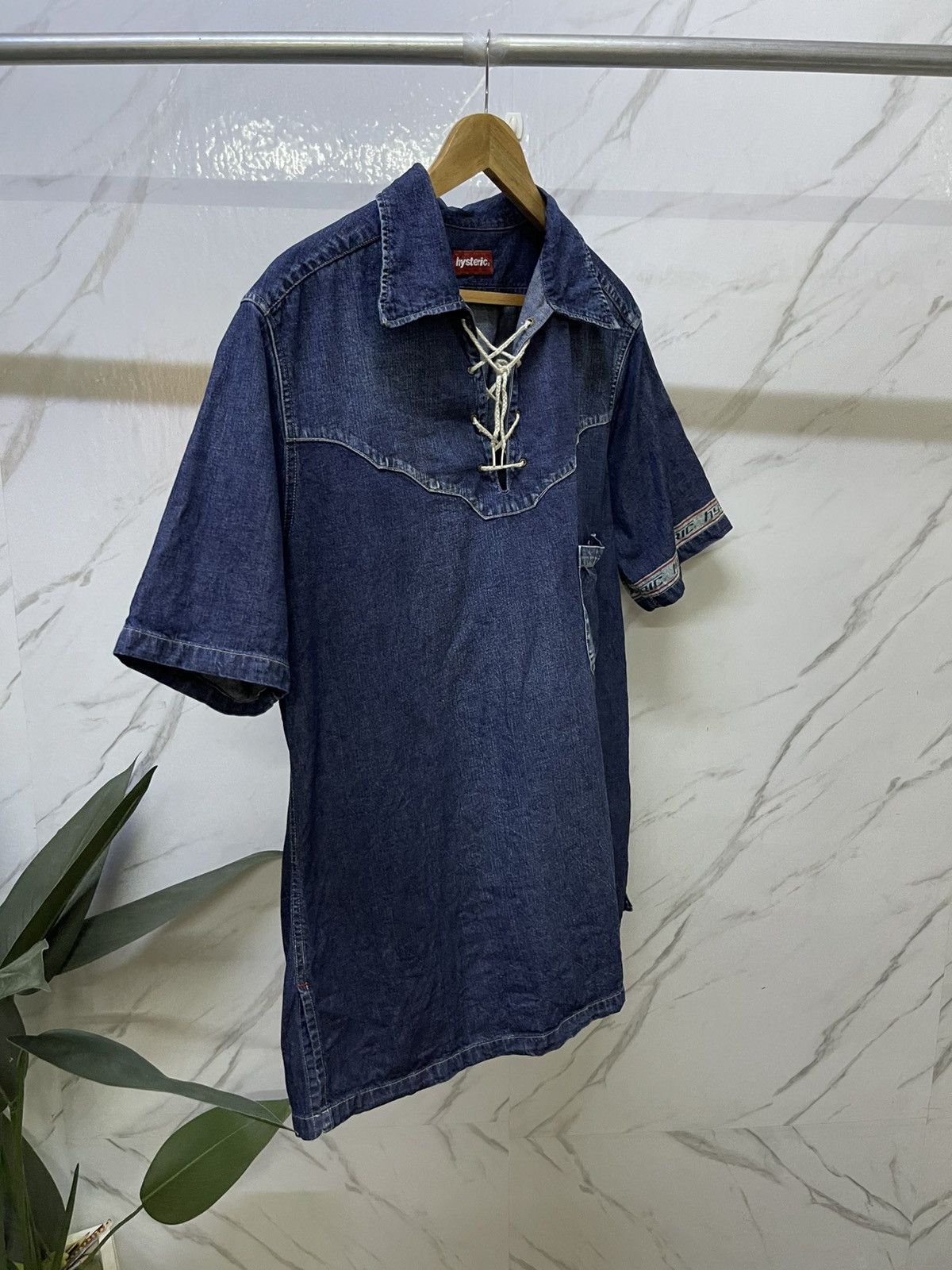 Hysteric Glamour 🔥Hysteric Glamour🔥 Denim Short Sleeve Size US L / EU 52-54 / 3 - 7 Thumbnail