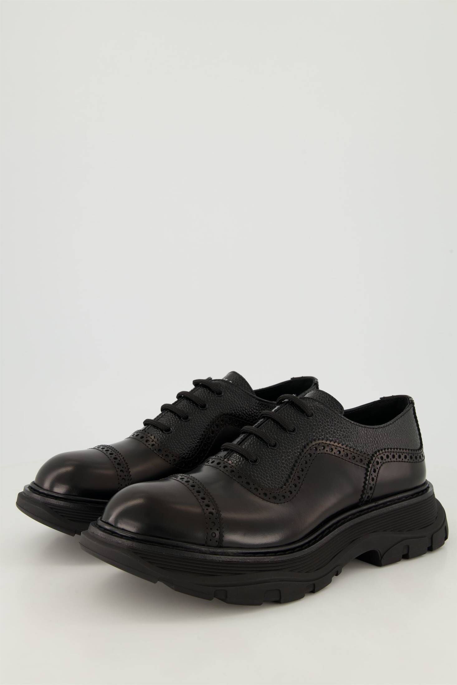 Alexander McQueen o1y1024 Laced Shoes in Black Size US 10 / EU 43 - 1 Thumbnail
