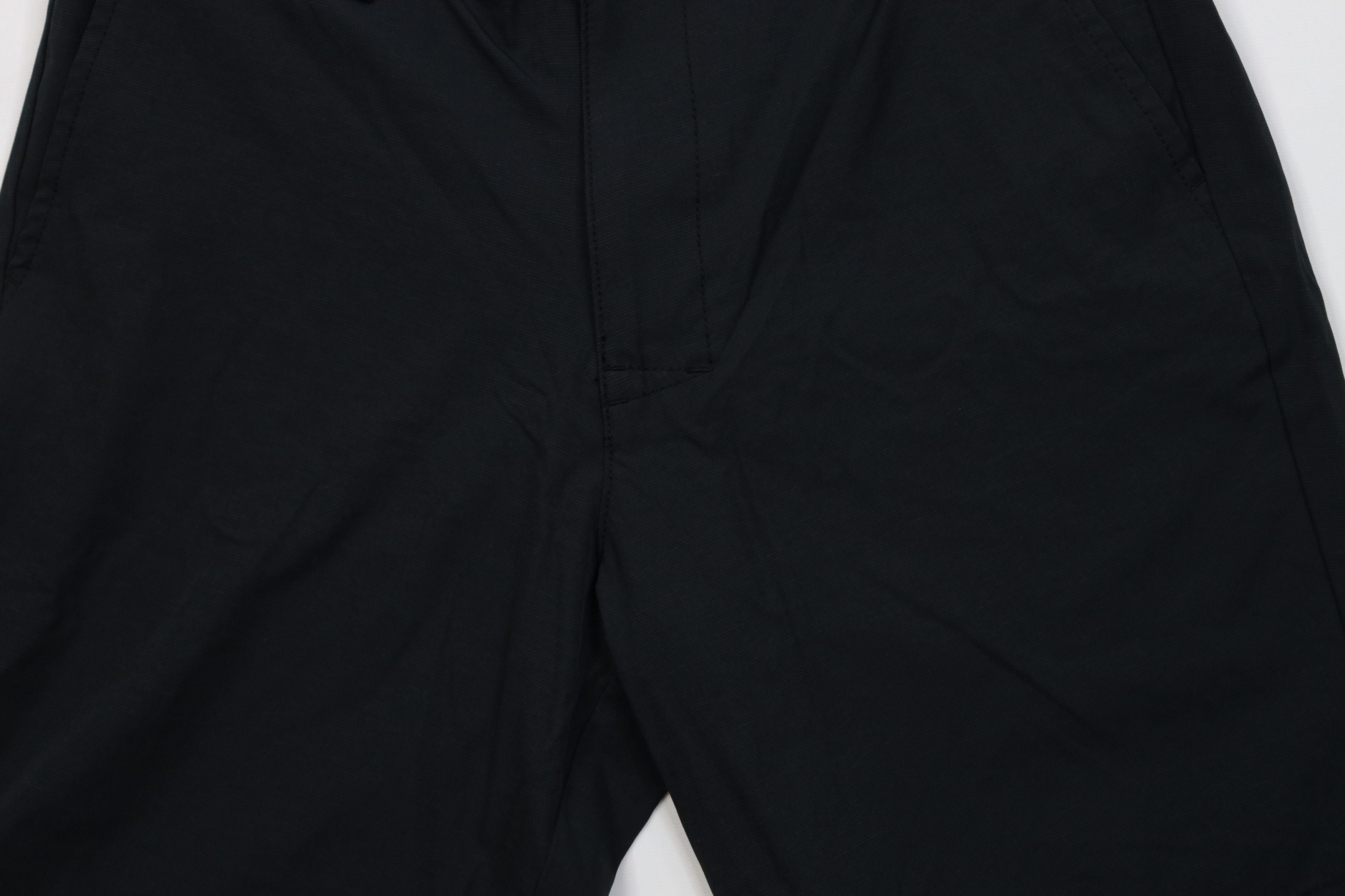 Banana Republic Banana Republic Tech Knit Above Knee Chino Shorts Black Size US 34 / EU 50 - 3 Thumbnail