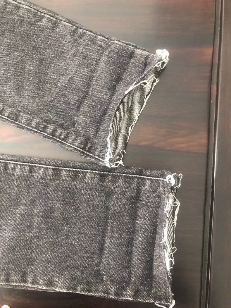 Saint Laurent Paris Saint Laurent D02 Men's Denim Shorts- Size US 27 - 6 Thumbnail