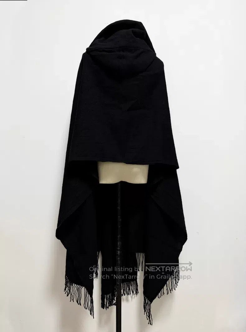 Yohji Yamamoto Yohji Yamamoto size os Black wool Cape Size US M / EU 48-50 / 2 - 2 Thumbnail