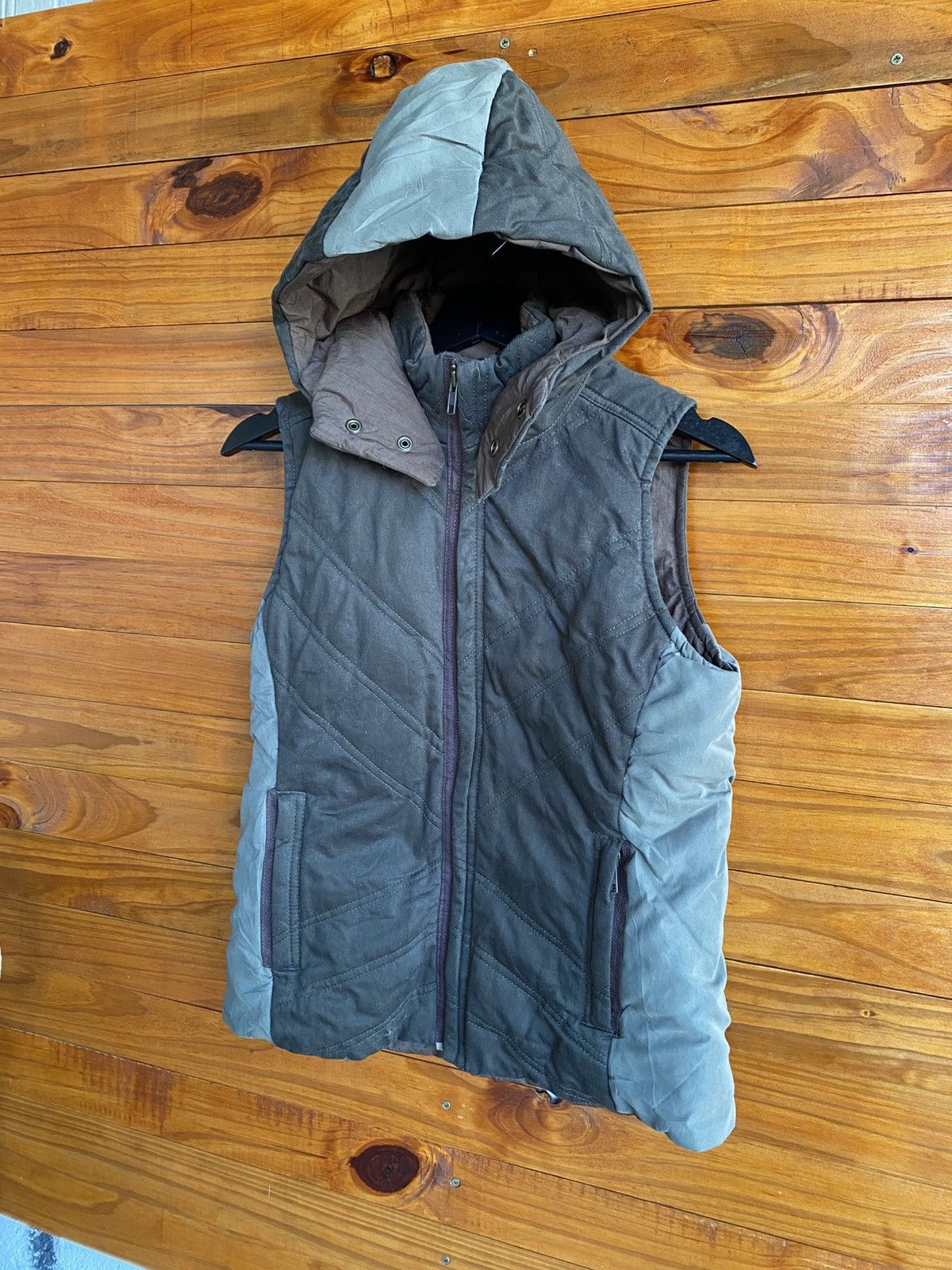 Born Born Military Style Quilted Hooded Vest – Olive Green Size US S / EU 44-46 / 1 - 4 Thumbnail