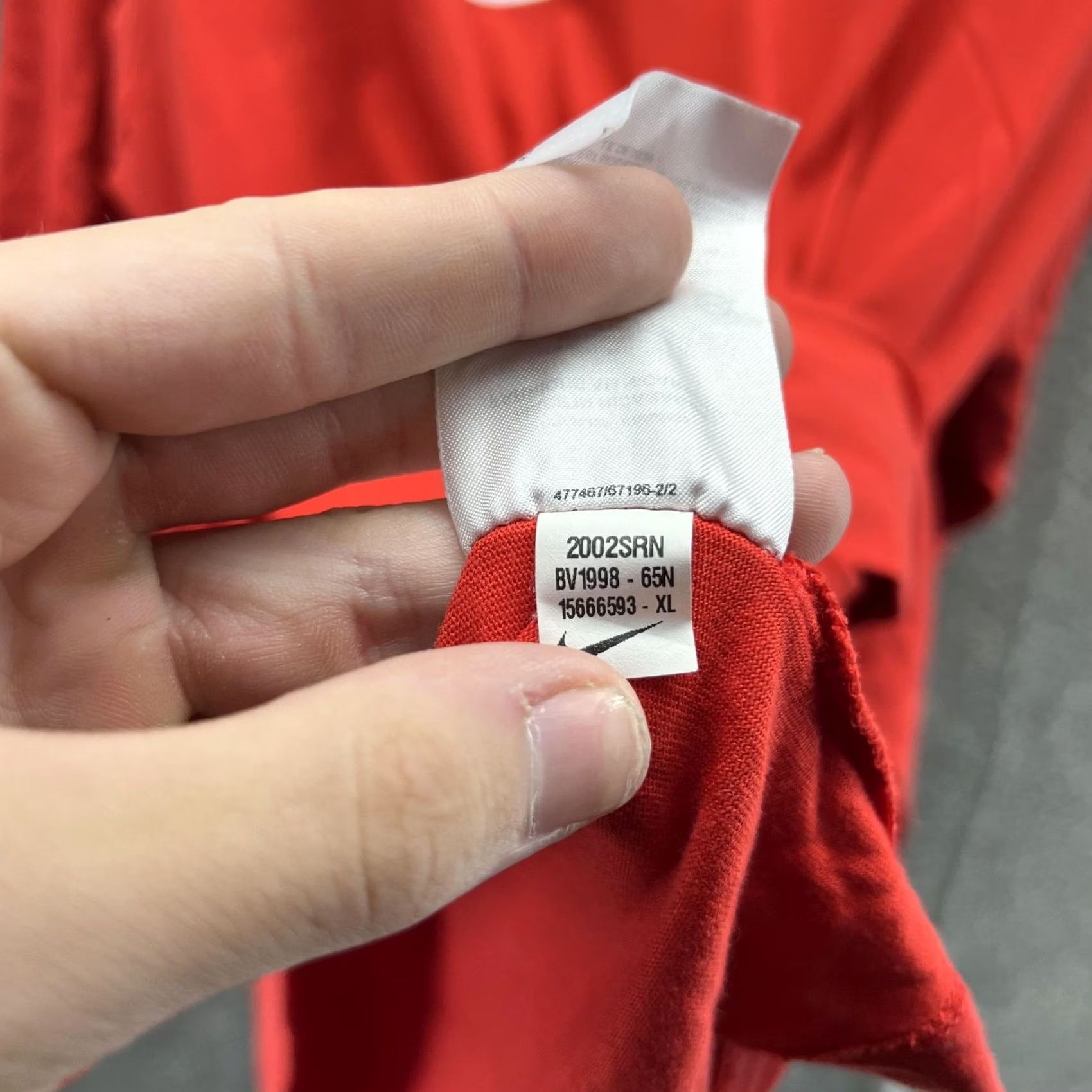 Nike Nike Dri-FIT Long Sleeve Tee Mens XL Red Logo Athletic Running Shirt Size US XL / EU 56 / 4 - 6 Thumbnail
