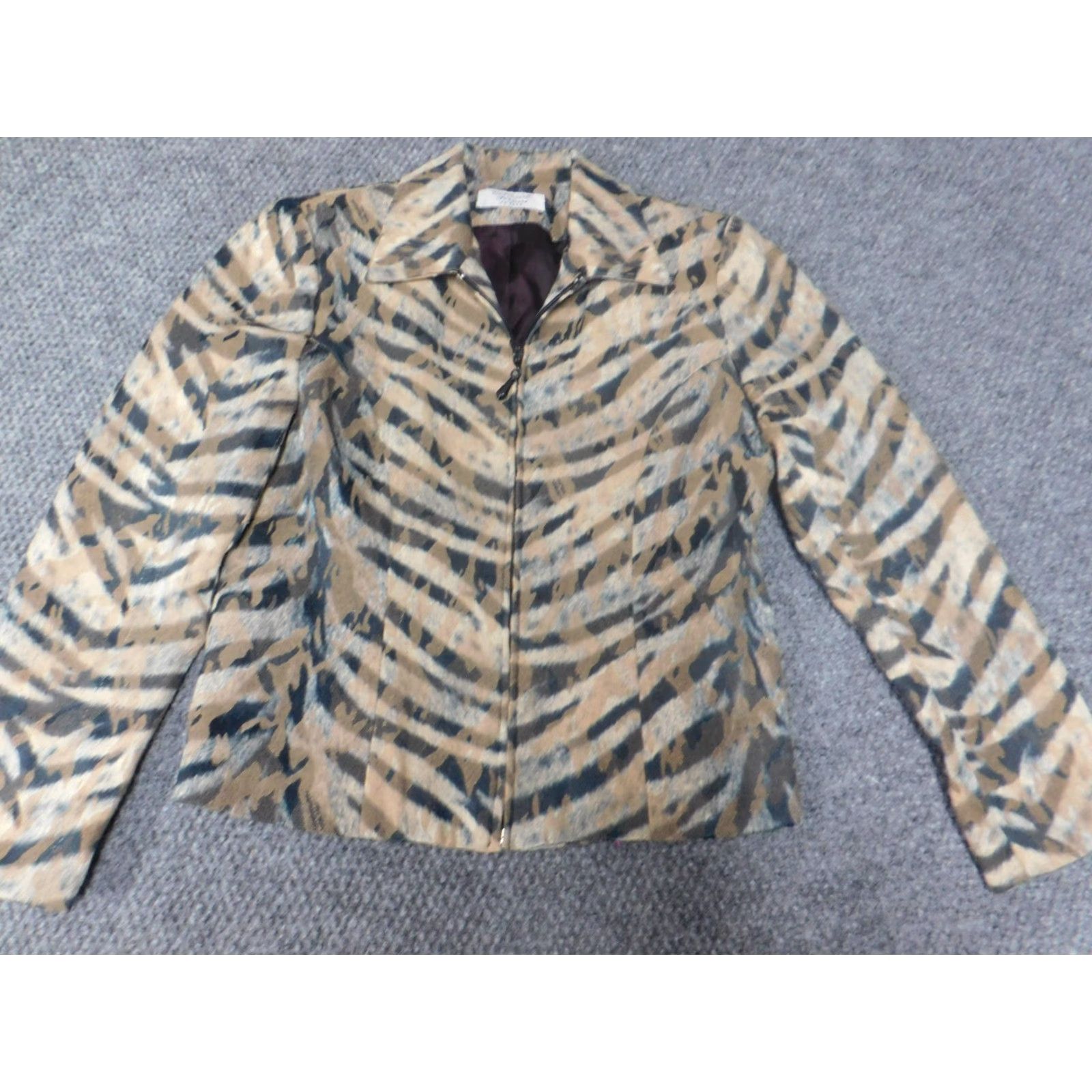 Ferrari Giancarla Ferrari Jacket Womens 6 Full Zip Animal Print Bomber Mid-Length Multicolor Fur Trim Knitted Cotton Lining Polyester Winter Regular(Women) Size 28" / US 6 / IT 42 - 5 Thumbnail