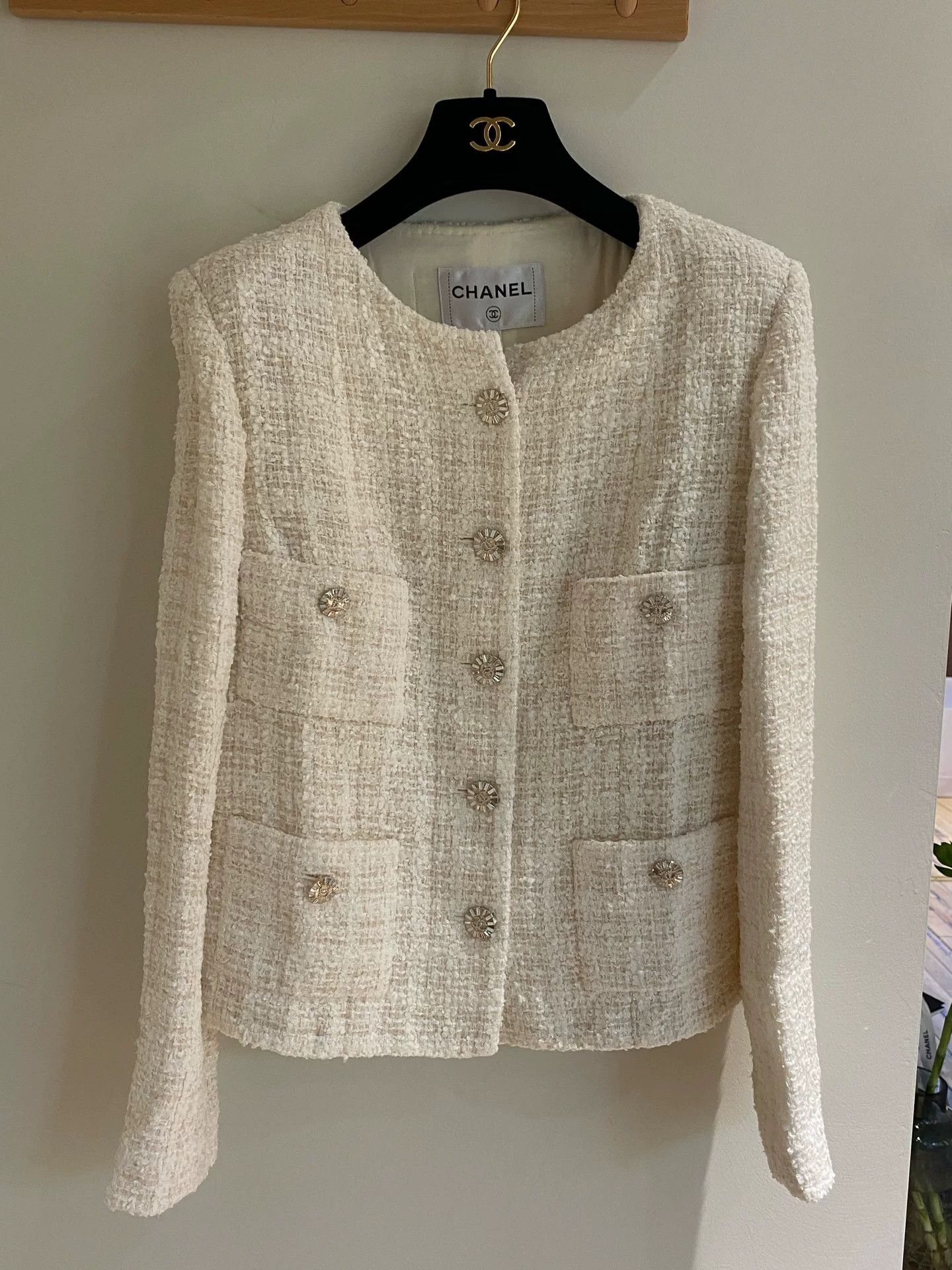 Chanel Chanel 2023 White Diamond Button Coat Size US M / EU 48-50 / 2 - 1 Thumbnail