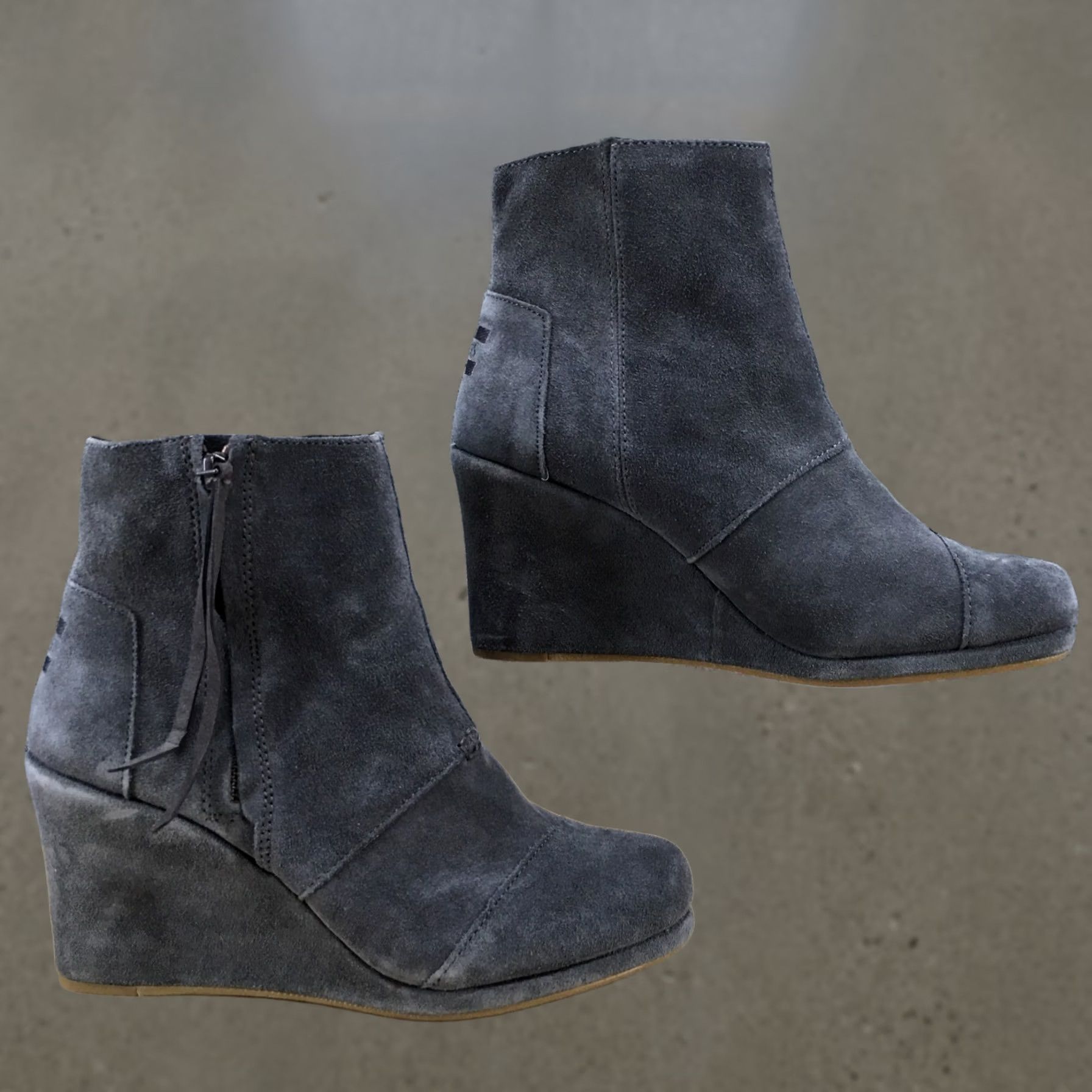 Toms Toms Boots Womens 10 Gray Desert Lace Up Wedge Ankle Bootie Suede Casual 300515 Size US 10 / IT 40 - 1 Thumbnail