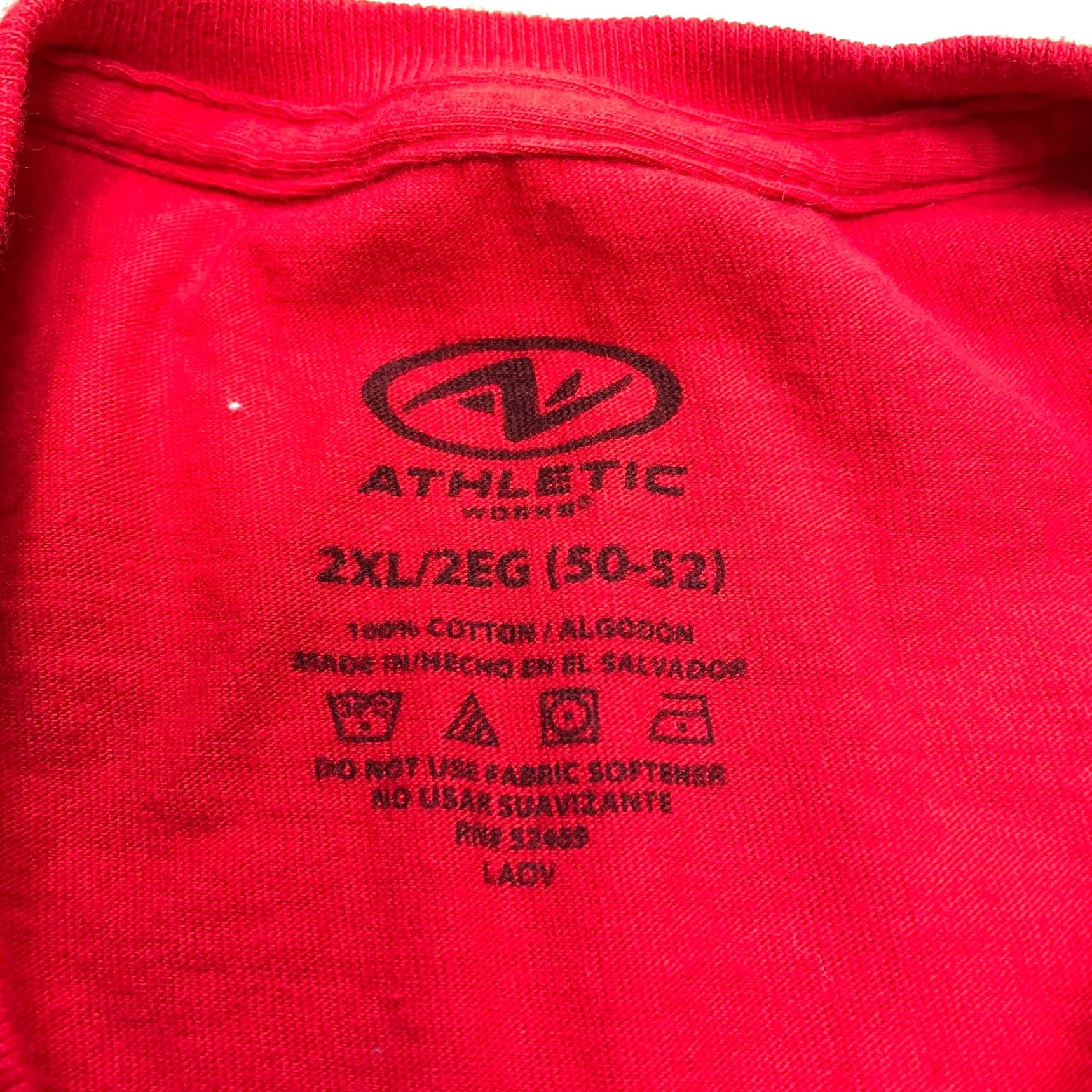 Athletic Works Athletic Works Heavyweight Shirt Adult 2XL Red Solid Logo Crew Neck Short Sleeve T-Shirt Unisex Mens Womens Size US XXL / EU 58 / 5 - 5 Thumbnail