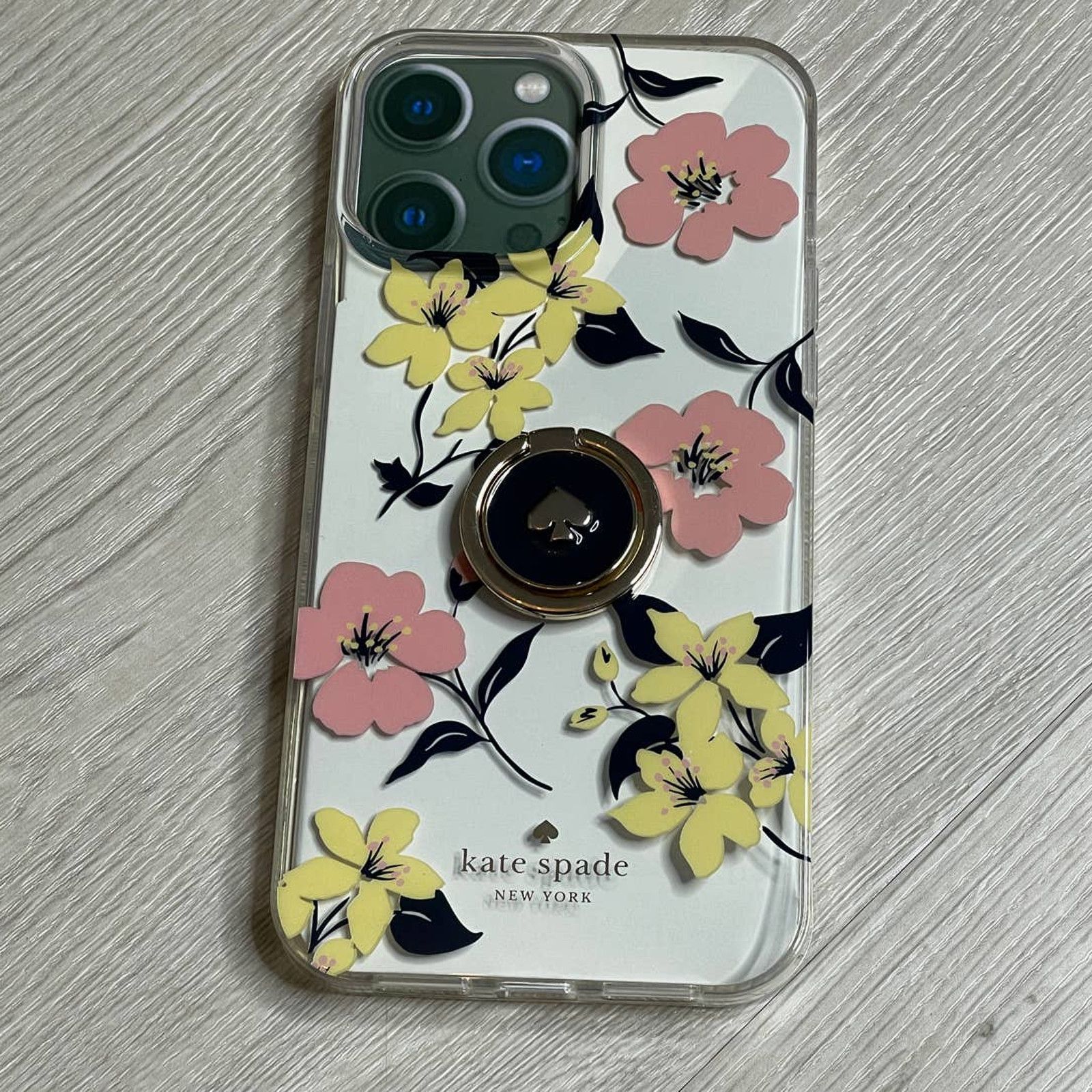 Kate Spade Kate Spade lily blooms stability ring iphone 13 pro case Size ONE SIZE - 4 Thumbnail