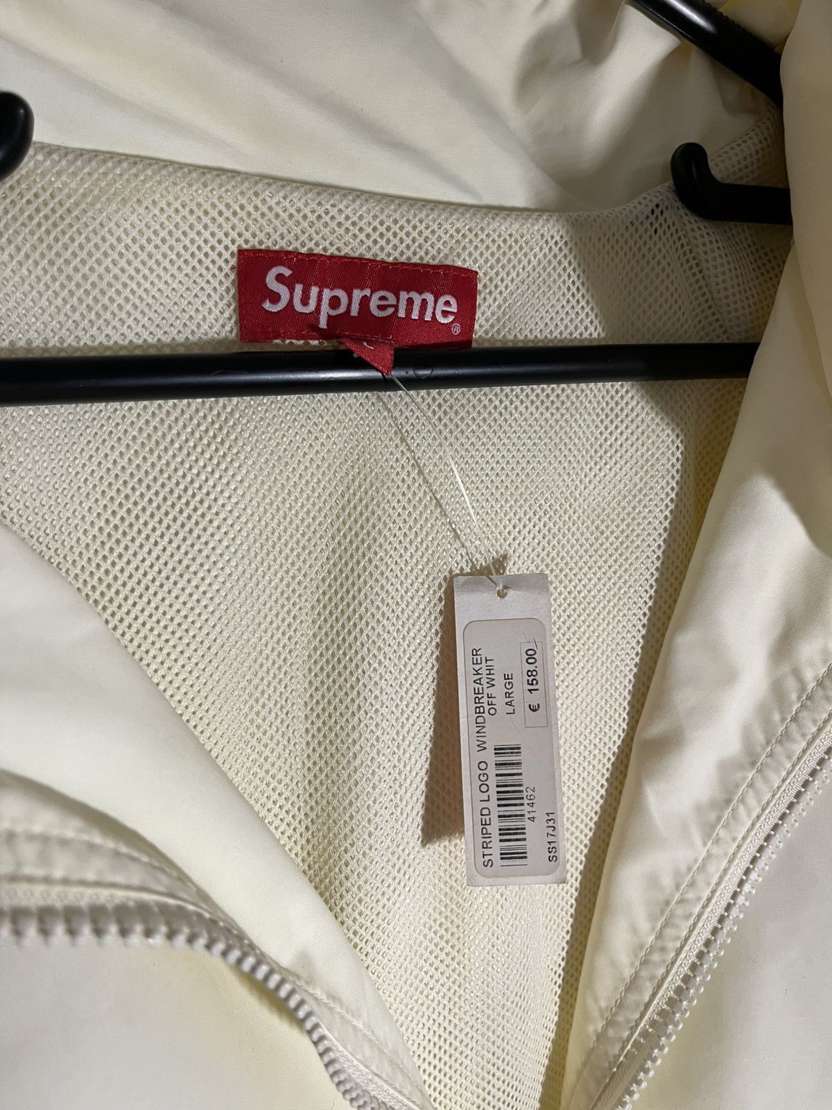 Supreme Supreme windbreaker size L Size US L / EU 52-54 / 3 - 3 Thumbnail
