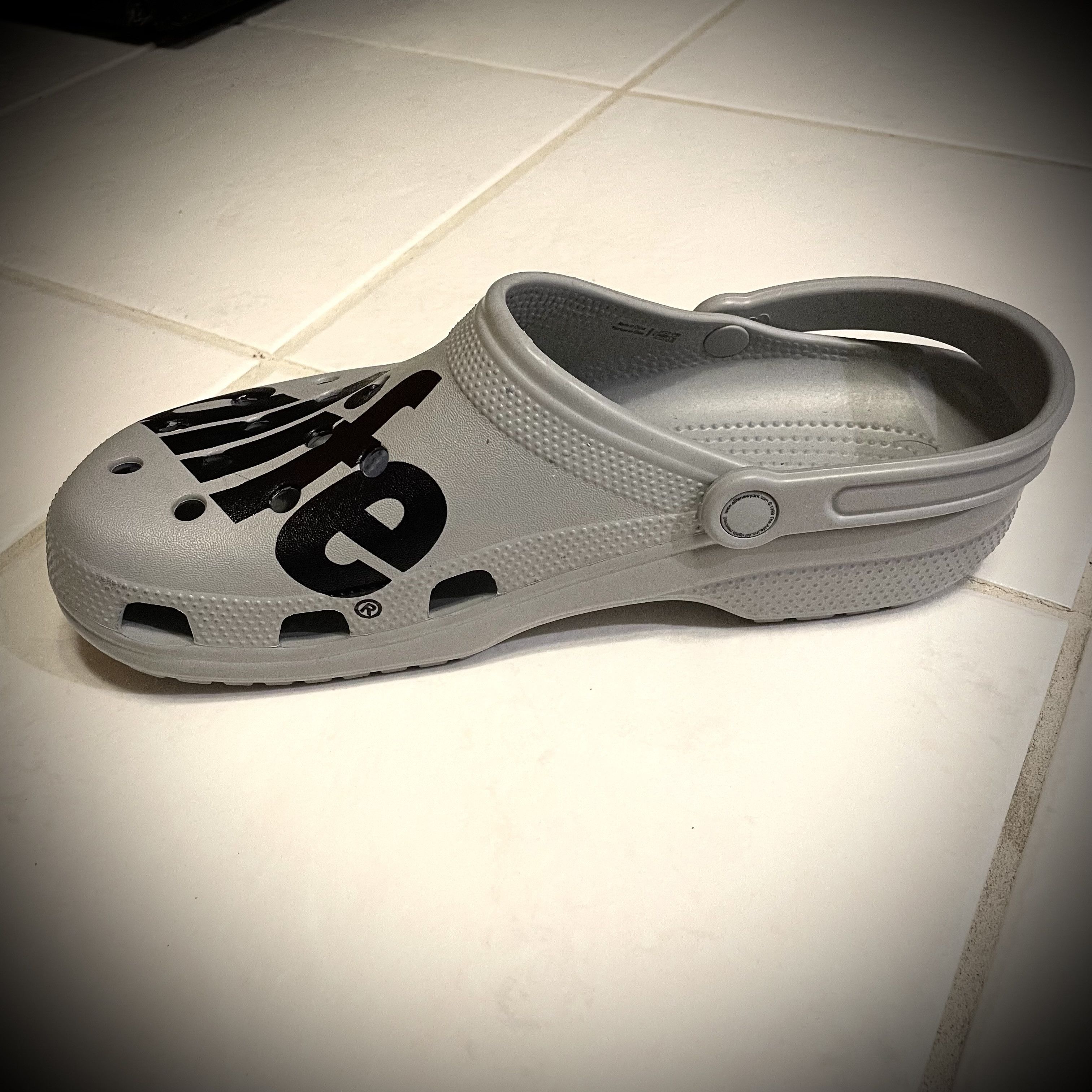 Crocs Pre-Production Sample Alife x Crocs Classic Collab Size US 12 / EU 45 - 6 Thumbnail