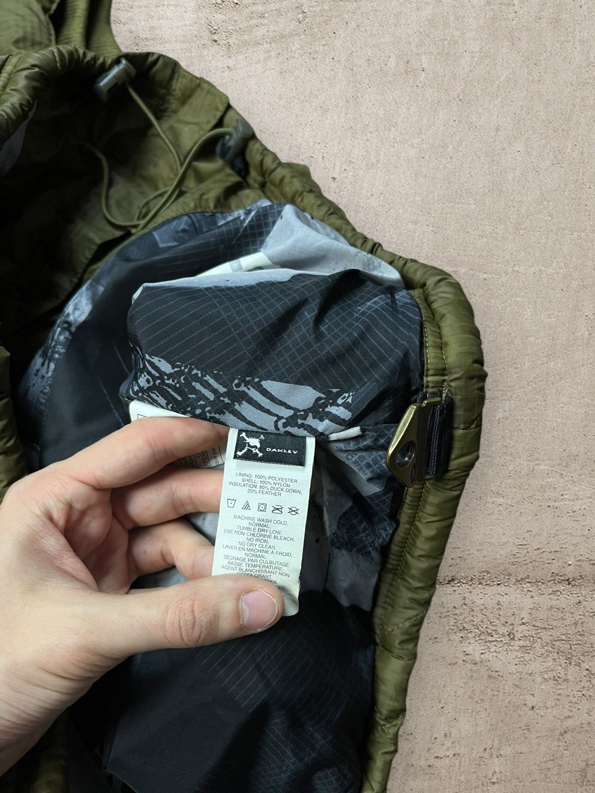 Oakley Oakley Puffer Vest Khaki Jacket Outdoors Mens XL Size US L / EU 52-54 / 3 - 9 Thumbnail
