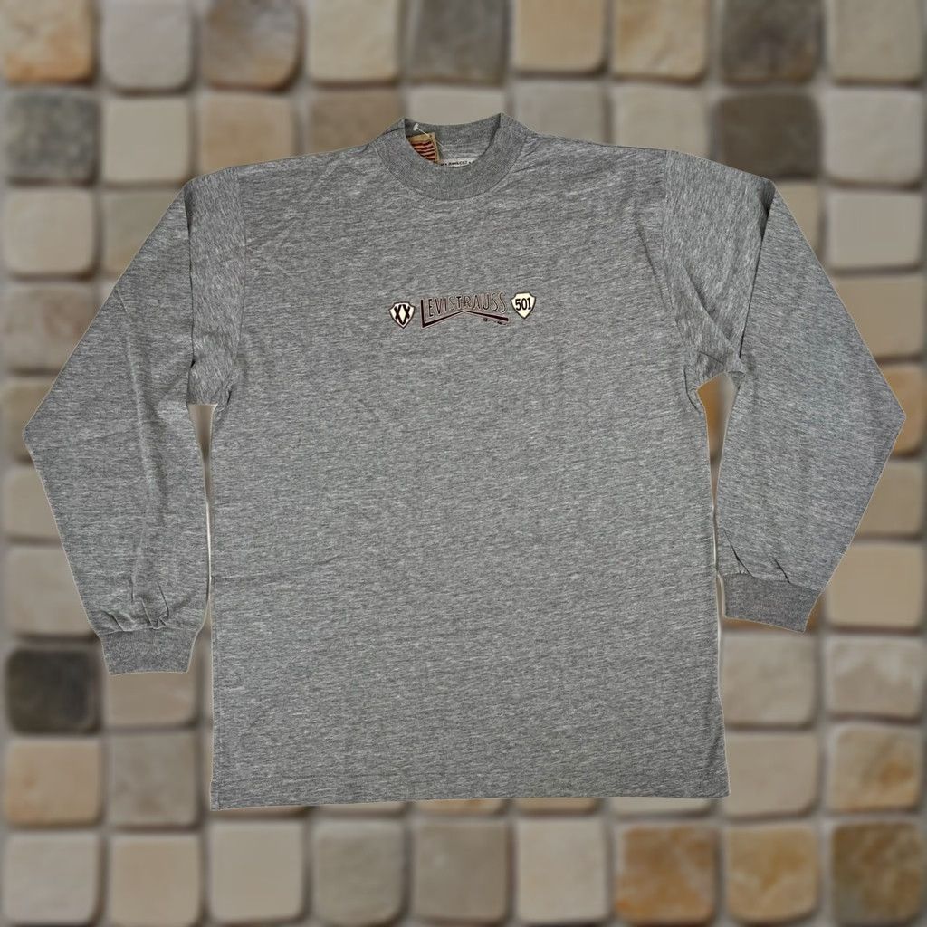 Levi's VINTAGE Levi's 501 Jeans Cult Men T-Shirt Long Sleeve Crew Neck Sz L Gray 1990s 90s Size US L / EU 52-54 / 3 - 1 Thumbnail