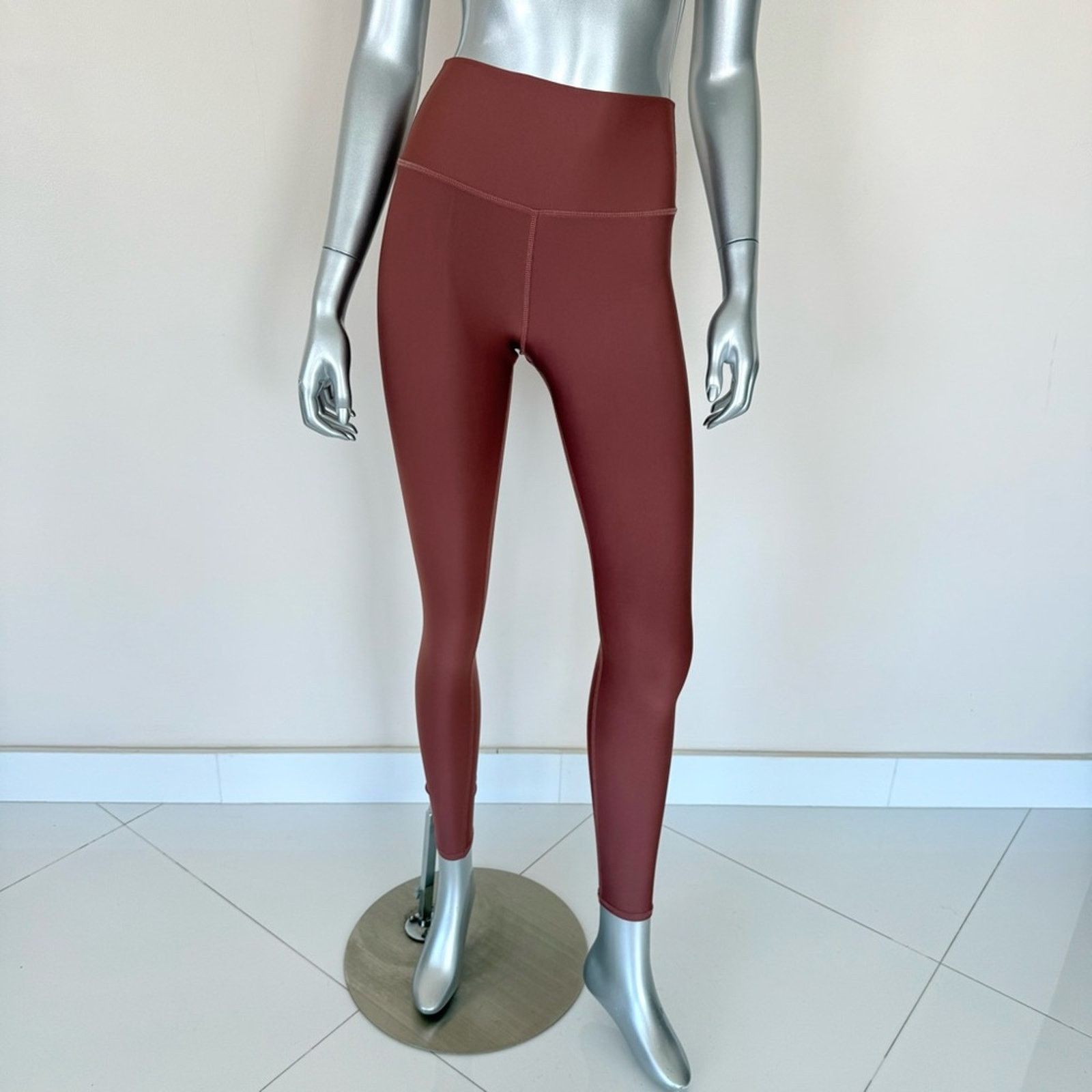 Alo Yoga ALO Yoga women leggings size S Size 28" / US 6 / IT 42 - 1 Thumbnail