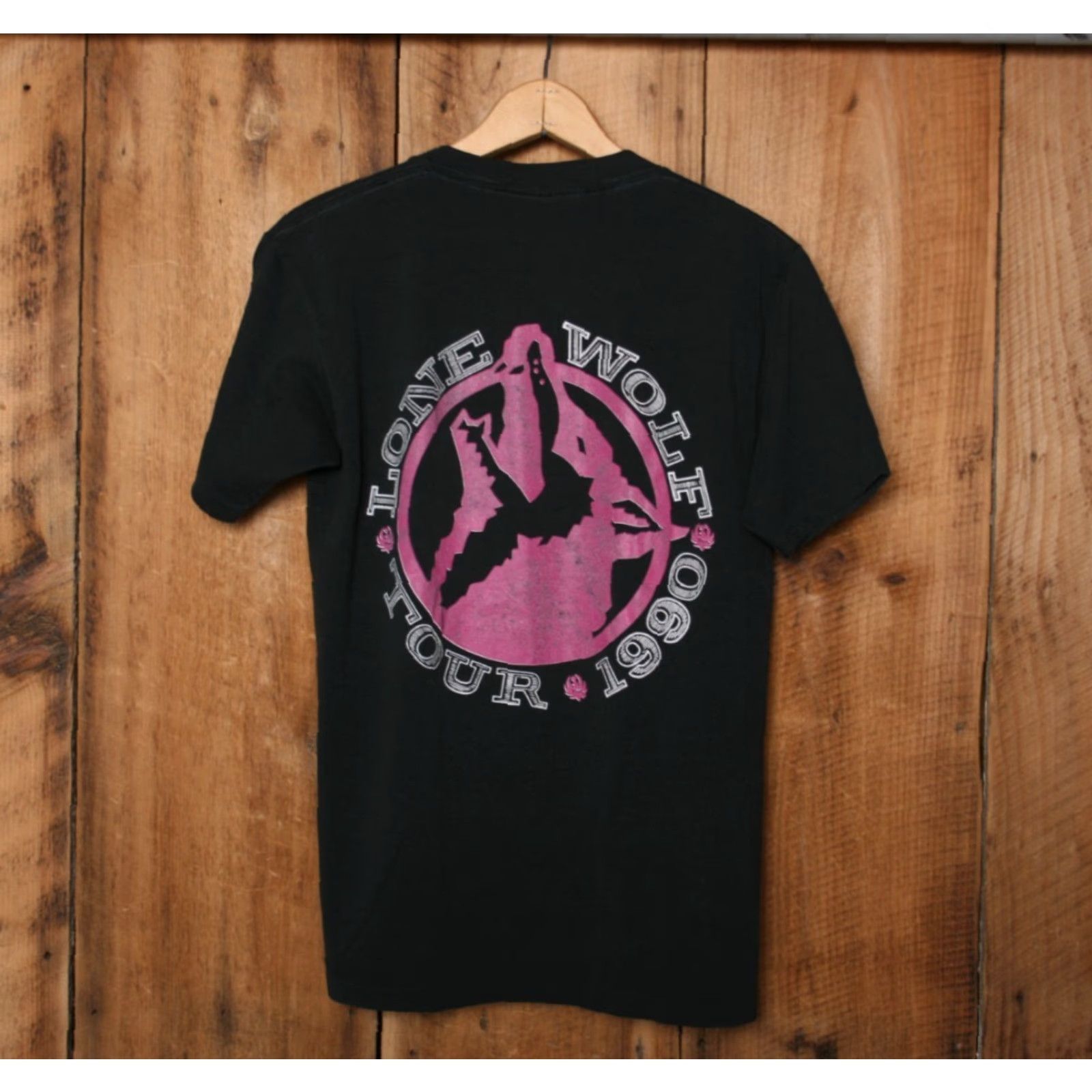 LONE WOLF VINTAGE Hank Williams Jr. Lone Wolf 1990 Concert Tour T-Shirt Sz. S/M (Has Hole) Mens Shirt Adult M Black 90s Hank Williams Jr. Concert Merch Size US M / EU 48-50 / 2 - 4 Thumbnail