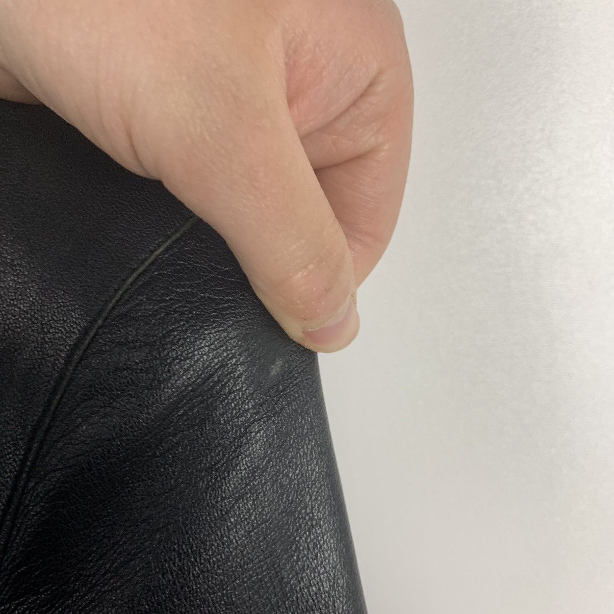 Gianfranco Ferre Vintage Gianfranco Ferre Black Leather Jacket Y2K Size 52 Size US L / EU 52-54 / 3 - 12 Thumbnail