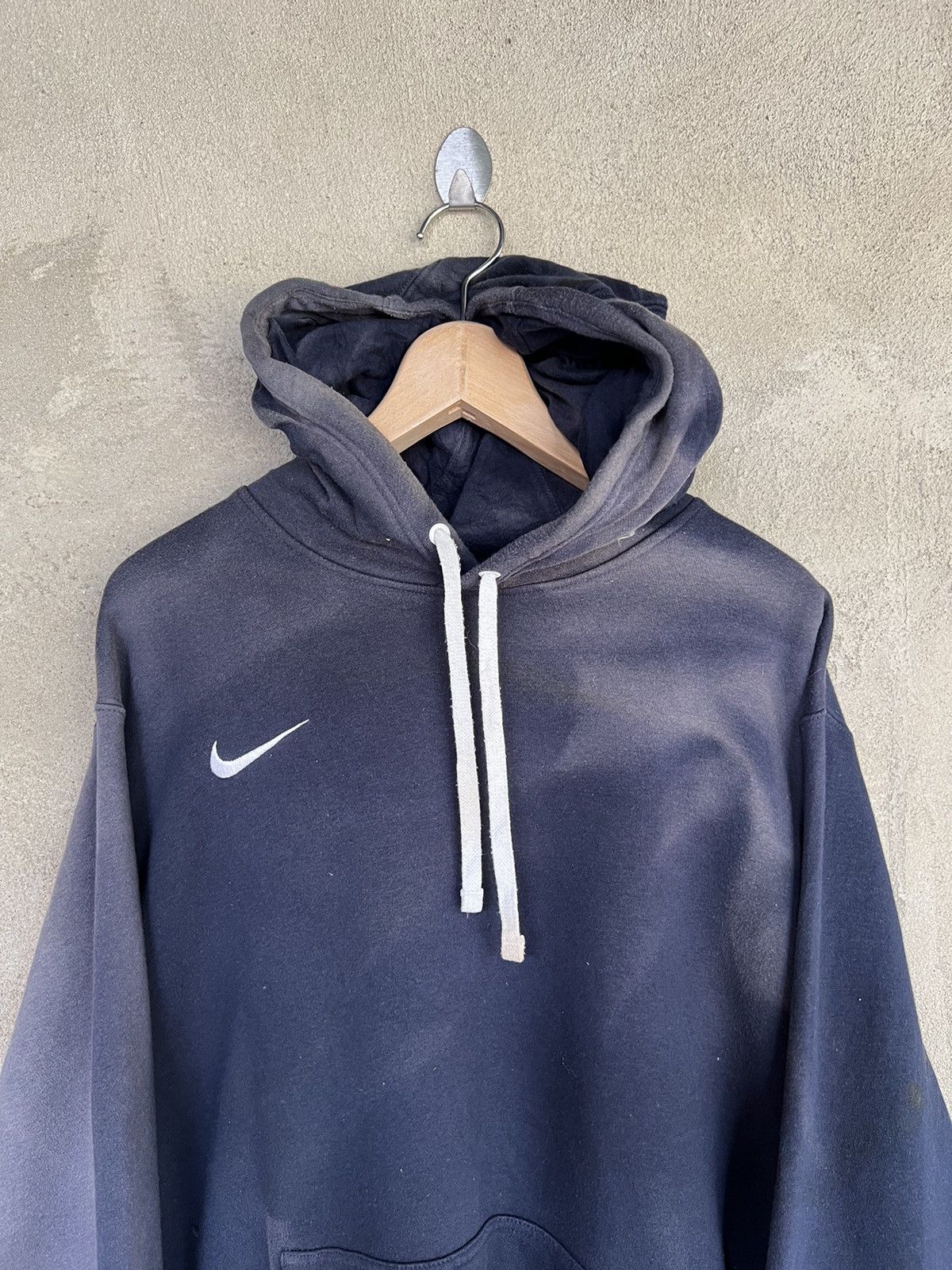 Nike Vintage Nike Faded Hoodies Size US XXL / EU 58 / 5 - 3 Thumbnail