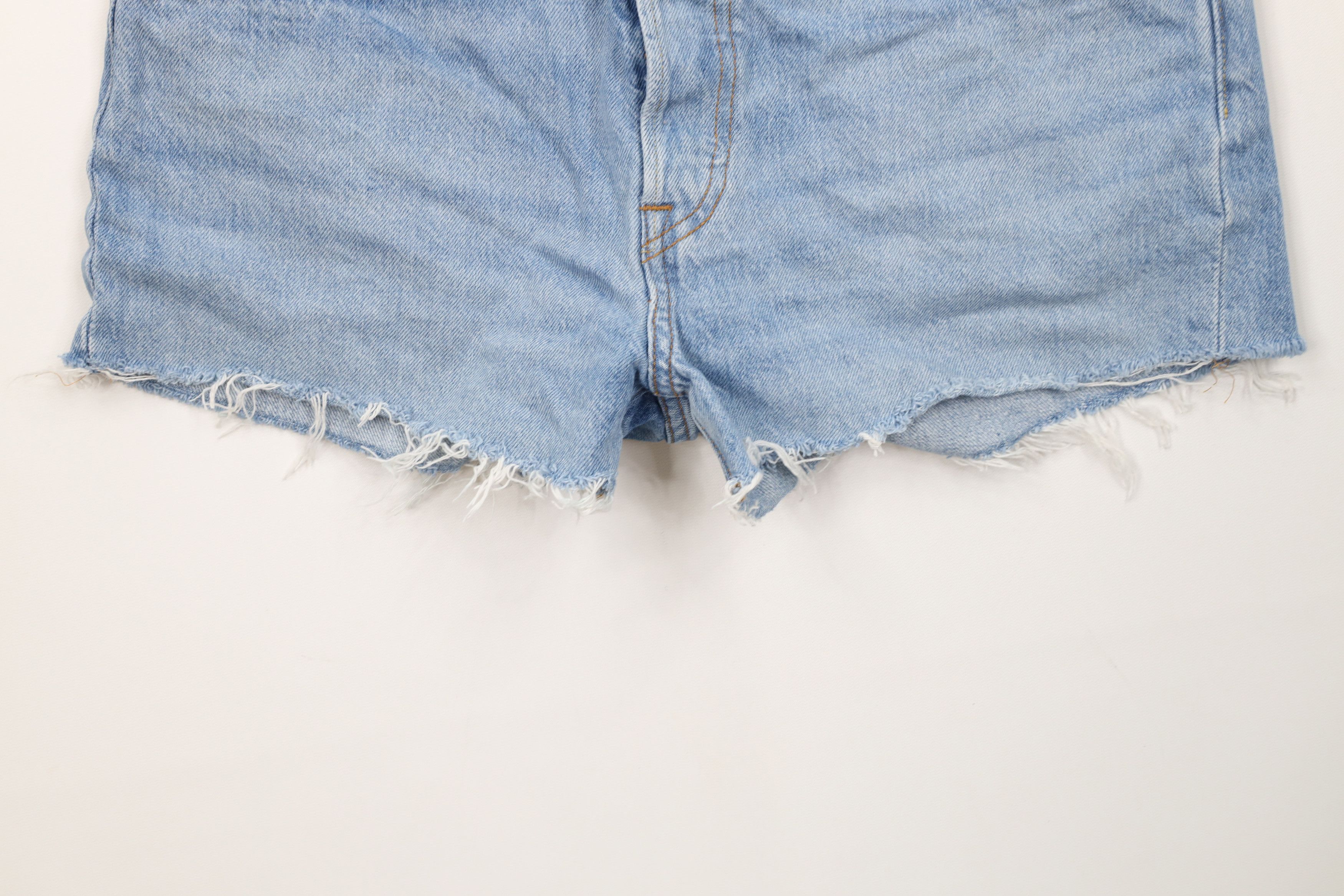 Levi's Vintage Y2K Levis 501xx Button Fly Cut Off Denim Jean Shorts Size 30" / US 8 / IT 44 - 3 Thumbnail