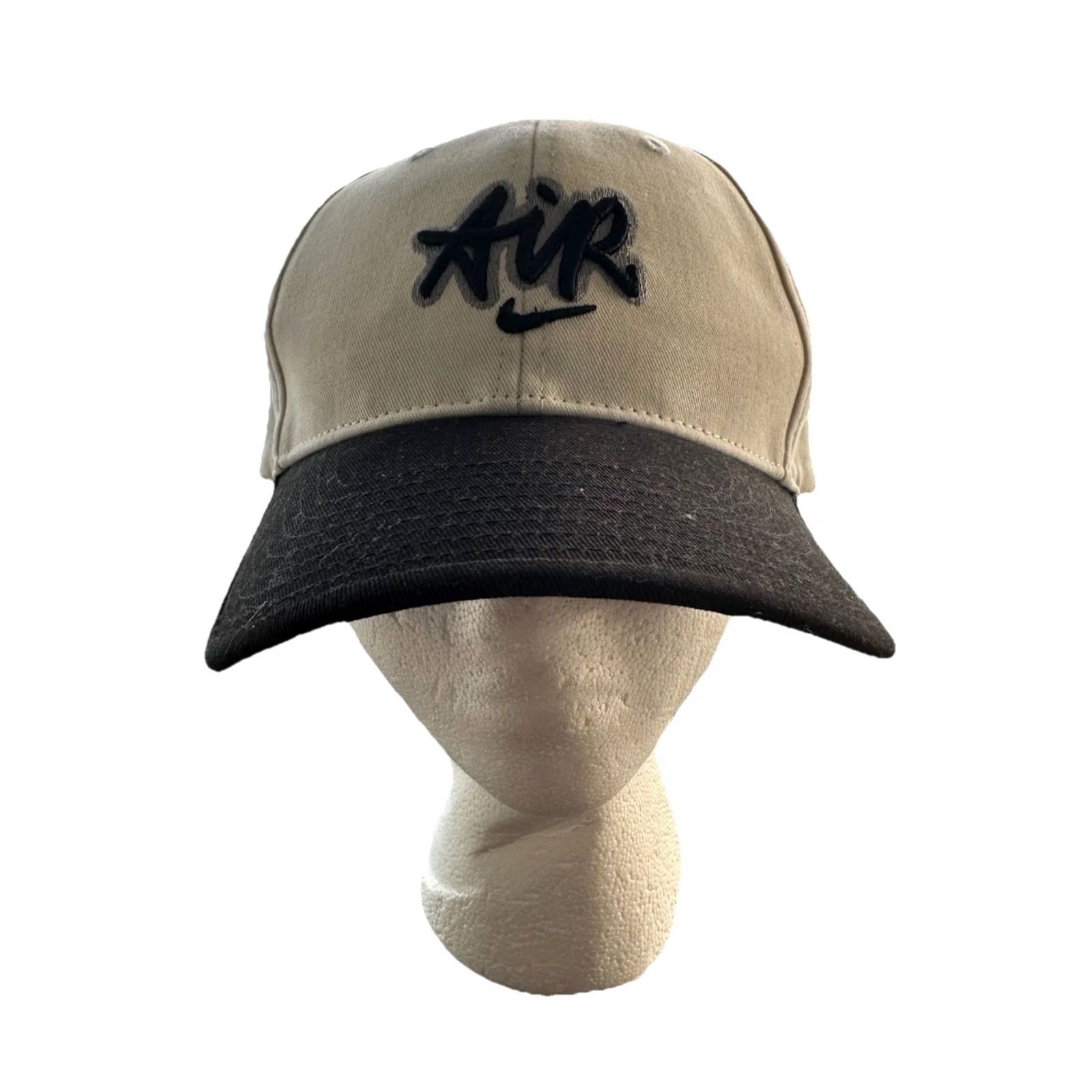 Nike VINTAGE Nike Hat Cap Strap Back White Black Air Logo Swoosh Baseball Mens 90s Adjustable White Logo Men Size ONE SIZE - 2 Thumbnail
