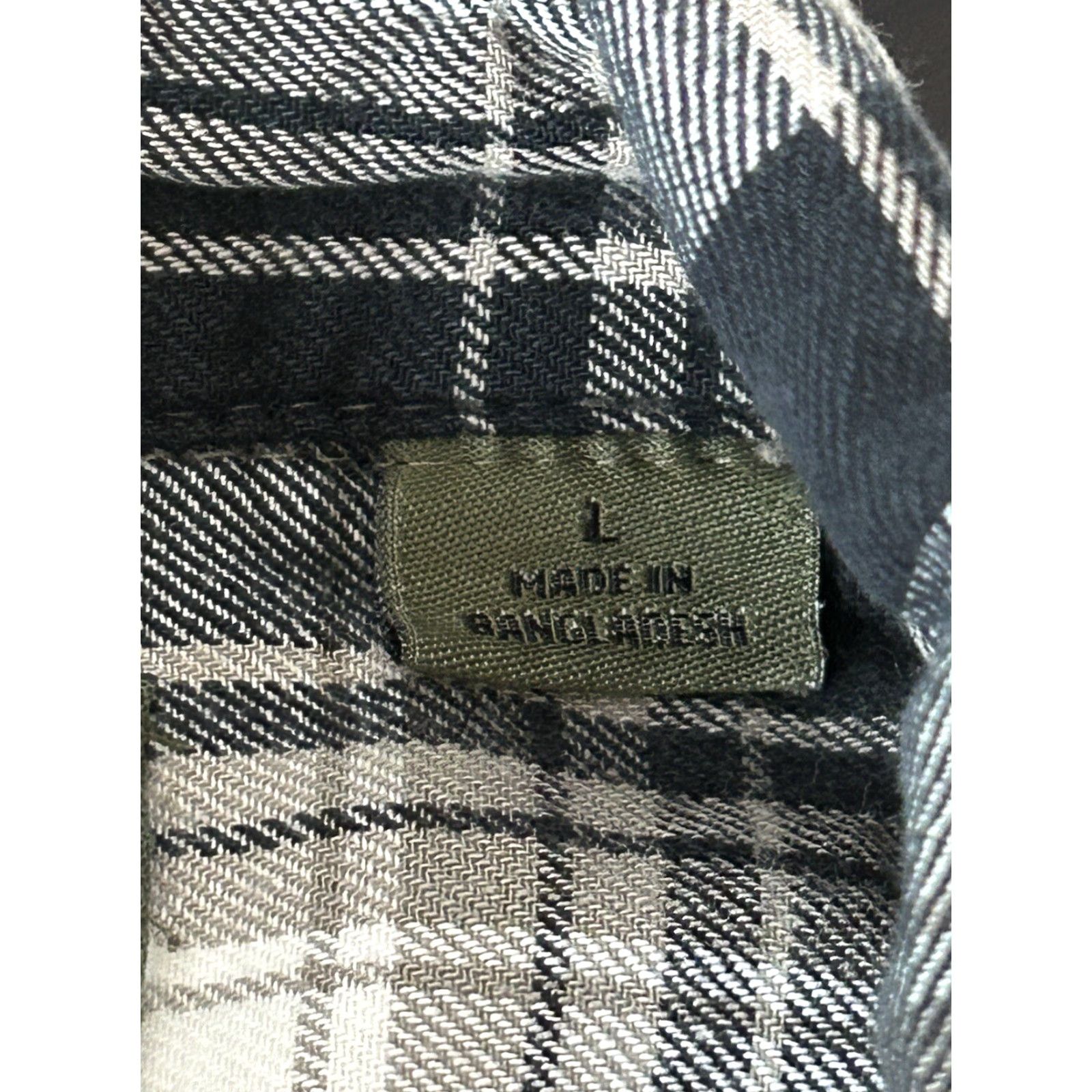 Bass Pro Shops Bass Pro Shops Mens Shirt Button-Up Flannel Plaid Long Sleeve Size Large Gray Size US L / EU 52-54 / 3 - 5 Thumbnail