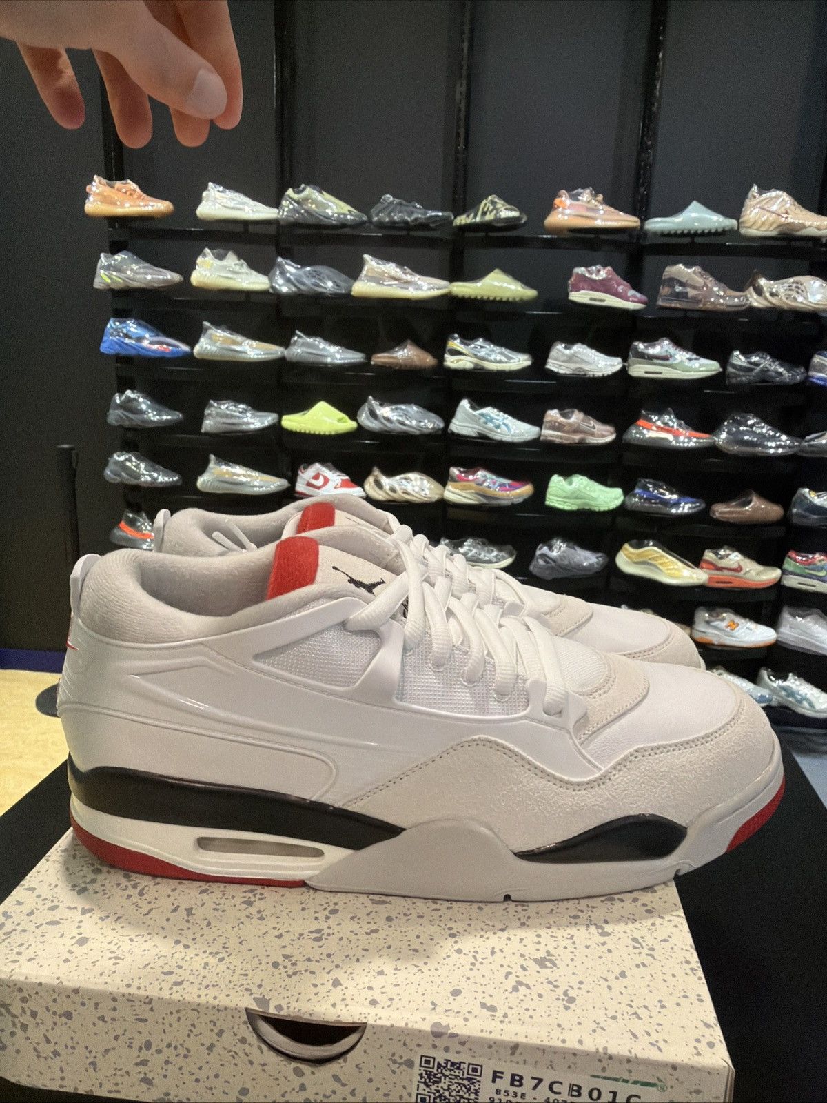 Jordan Brand Nike Men's Air Jordan 4 RM Size 13 White Fire Red Brand New Size US 13 / EU 46 - 7 Thumbnail