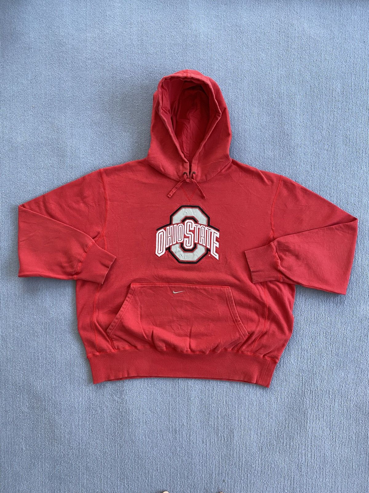 Vintage 00’s Nike Ohio State Center Pocket Swoosh Hoodie✨