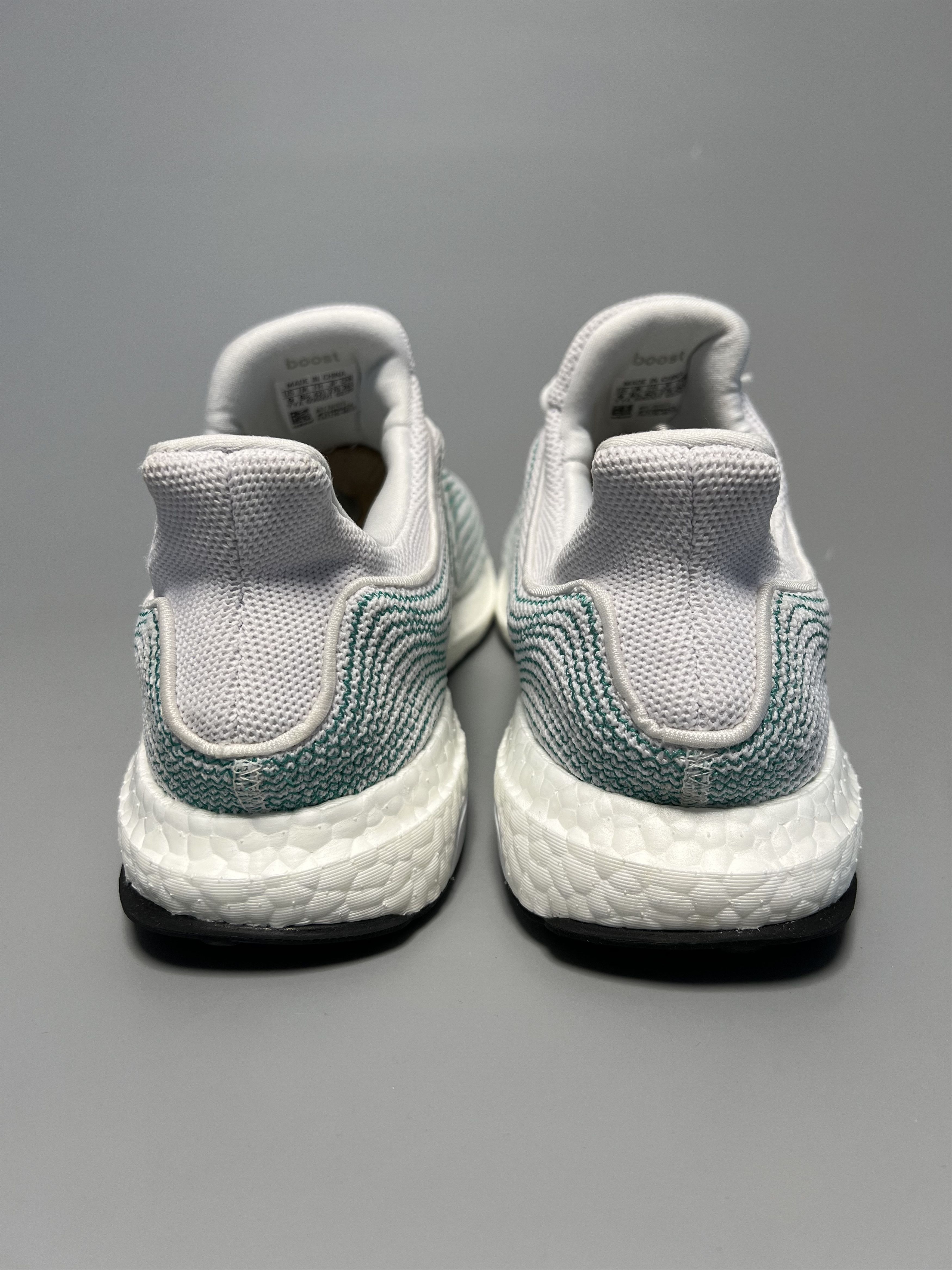 Adidas Adidas UltraBoost Dna Parley Men's Trainers Running Shoes Size US 9 / EU 42 - 3 Thumbnail