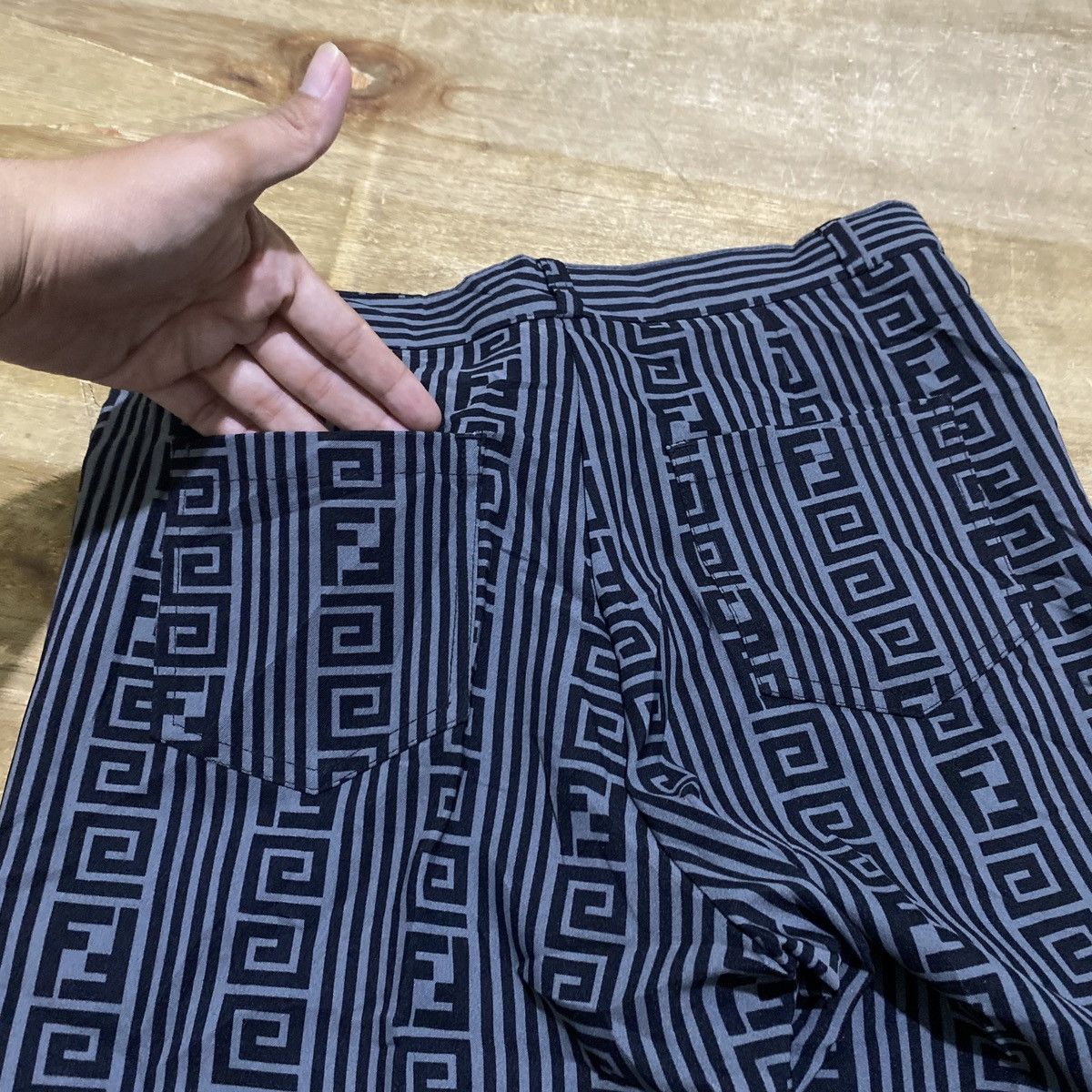 Fendi Fendi women pants Size 30" / US 8 / IT 44 - 5 Thumbnail