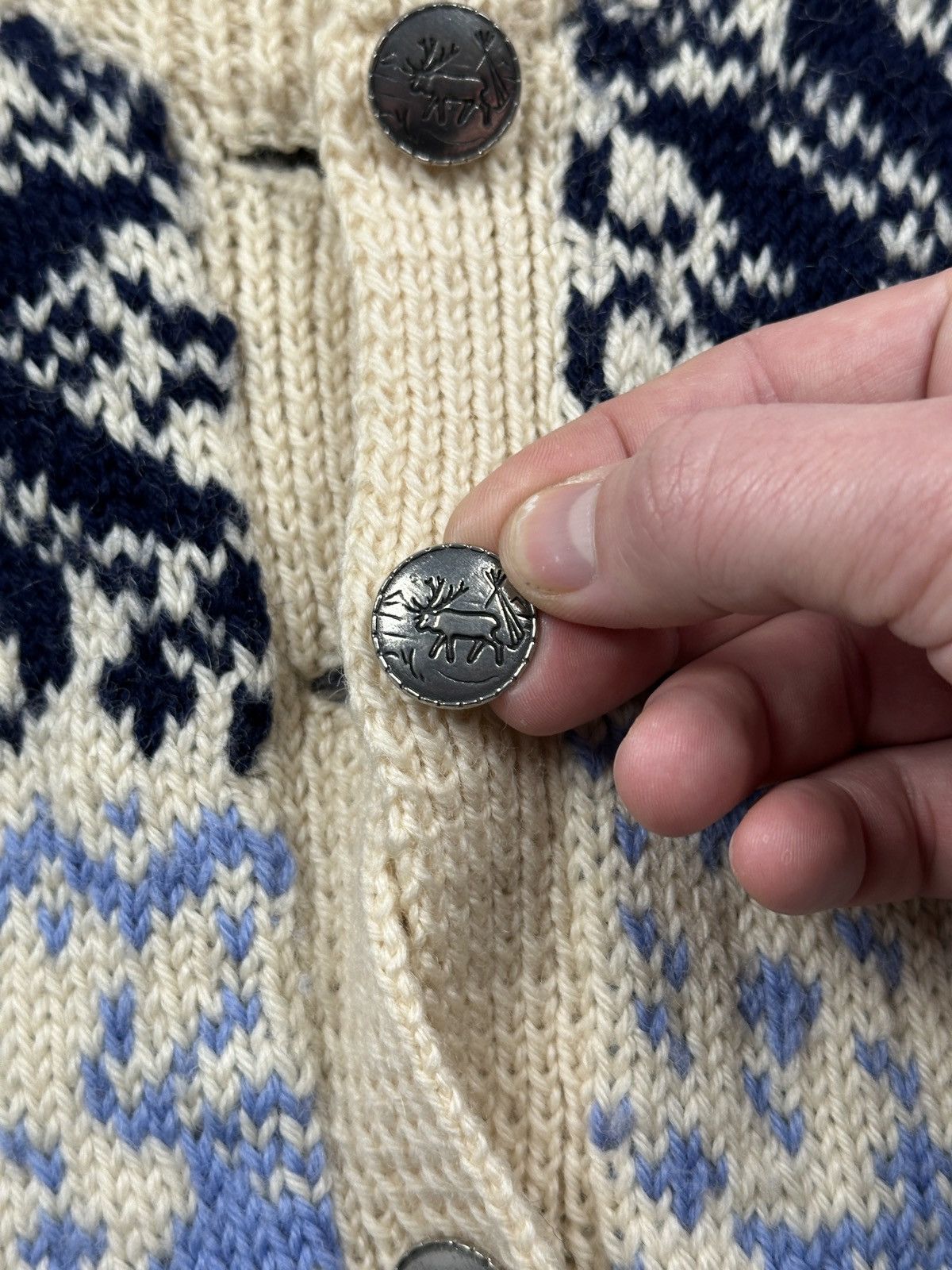 Dale Of Norway Vintage Norwegian Nordic Wool Cardigan Deer Button Folk Knit Size L / US 10 / IT 46 - 9 Thumbnail
