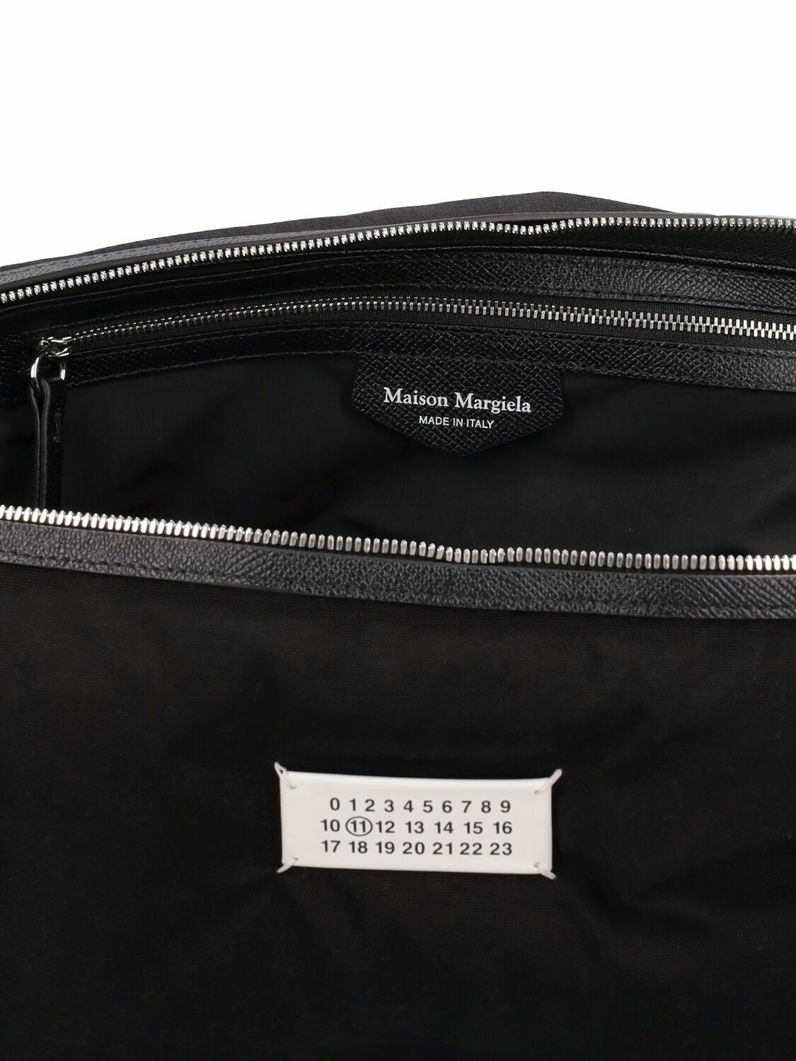 Maison Margiela oc11z1225 Size: OS / Glam Slam Corduroy Computer Bag Black Size ONE SIZE - 5 Thumbnail