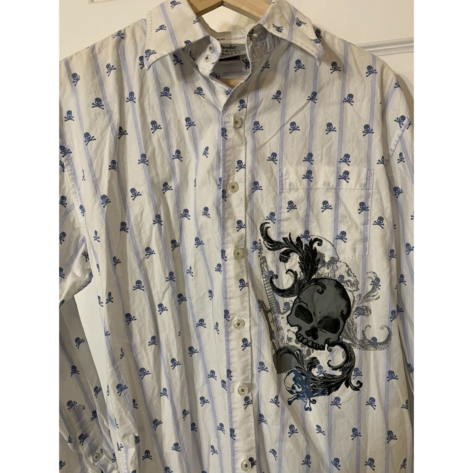 Fender FENDER Men's Sz M Long Sleeve Button Front Shirt SKULLS Whi Size US M / EU 48-50 / 2 - 3 Thumbnail
