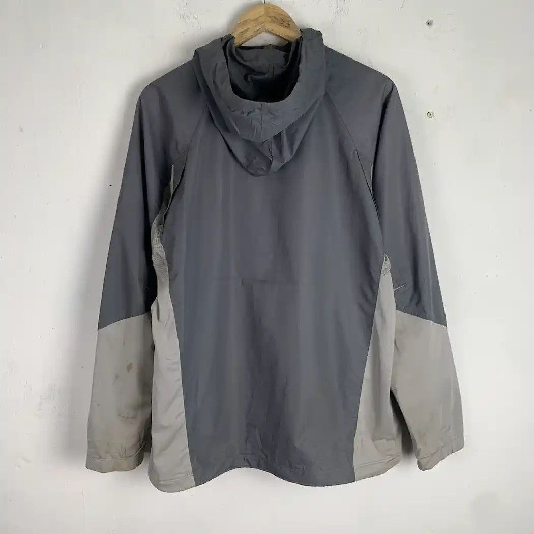 Nike Y2K NIKE Small Logo Embroidery Hoodie Zip ups Jacket Sweater Size US L / EU 52-54 / 3 - 7 Thumbnail