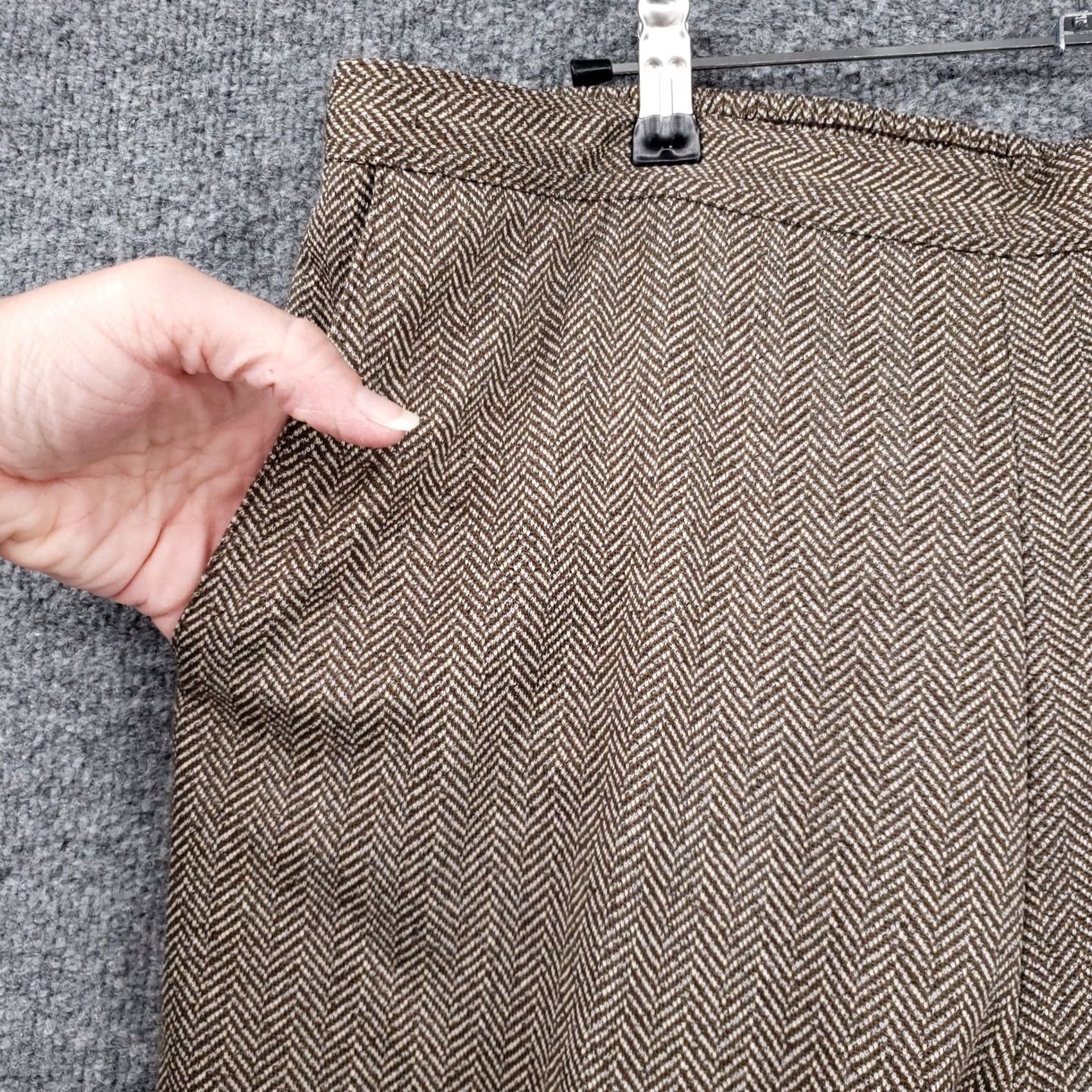 Vintage Alfred Dunner Dress Pants Womens 18 Plus Brown High Rise Straight Herringbone Dress Pants Womens Plus Size Brown Herringbone Straight 18+ Mens Womens Size 40" / US 18 - 6 Thumbnail