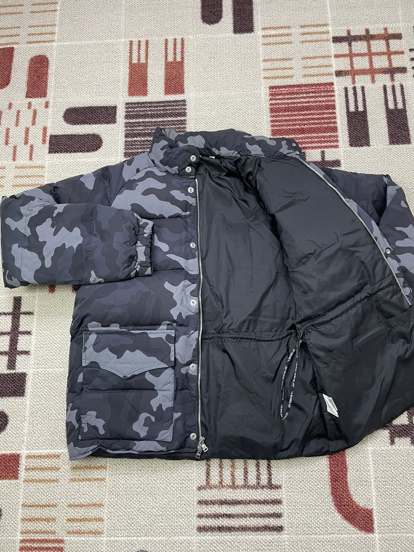 Bape BAPE 1ST CAMO Black Camo Down Jacket S Near Mint Size US S / EU 44-46 / 1 - 3 Thumbnail