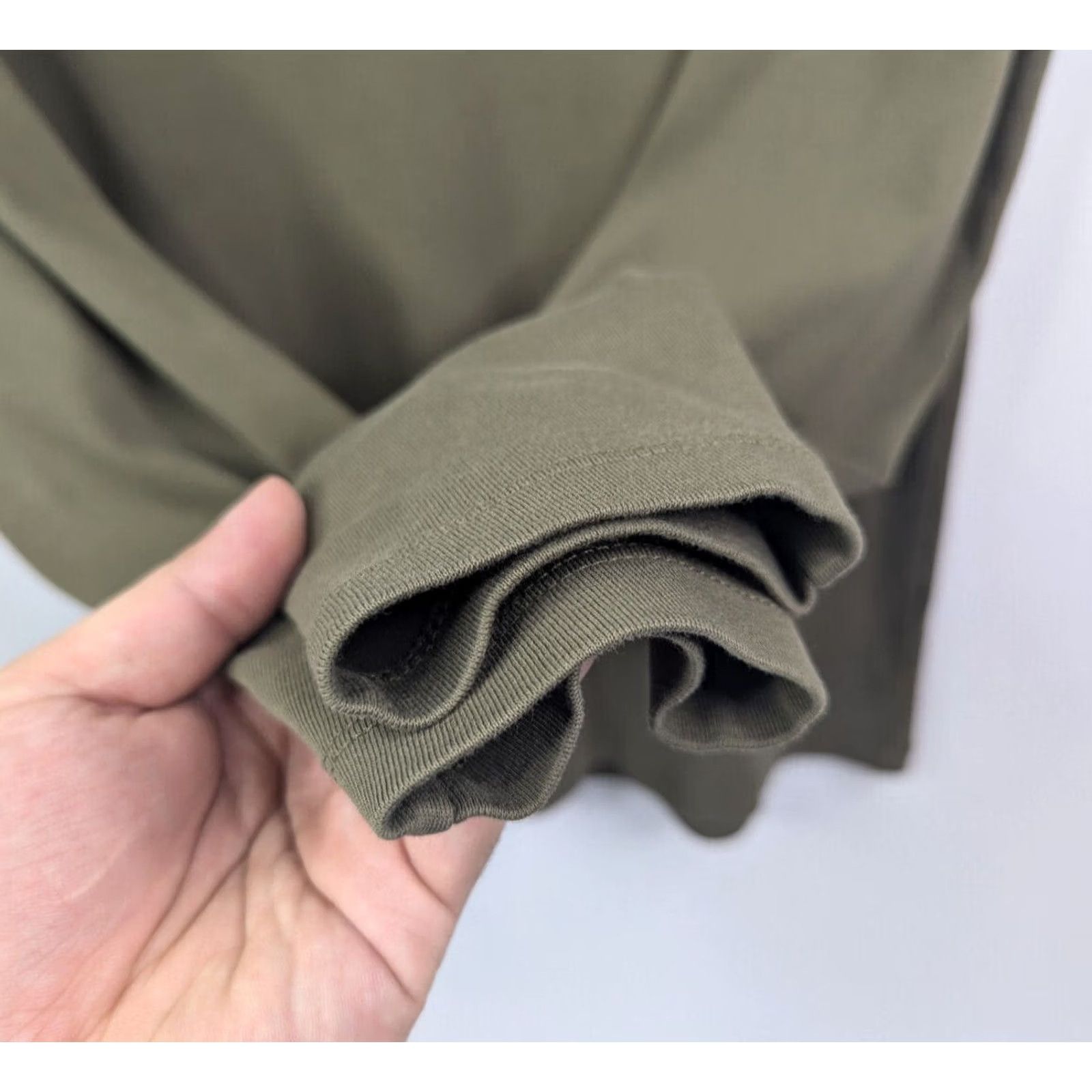 J.Crew J.CREW Shirt Womens 2X Olive Green V-Neck Long Sleeve Casual Preppy Slimming Knit Cotton"} Size XXL / US 16-18 / IT 52-54 - 2 Thumbnail