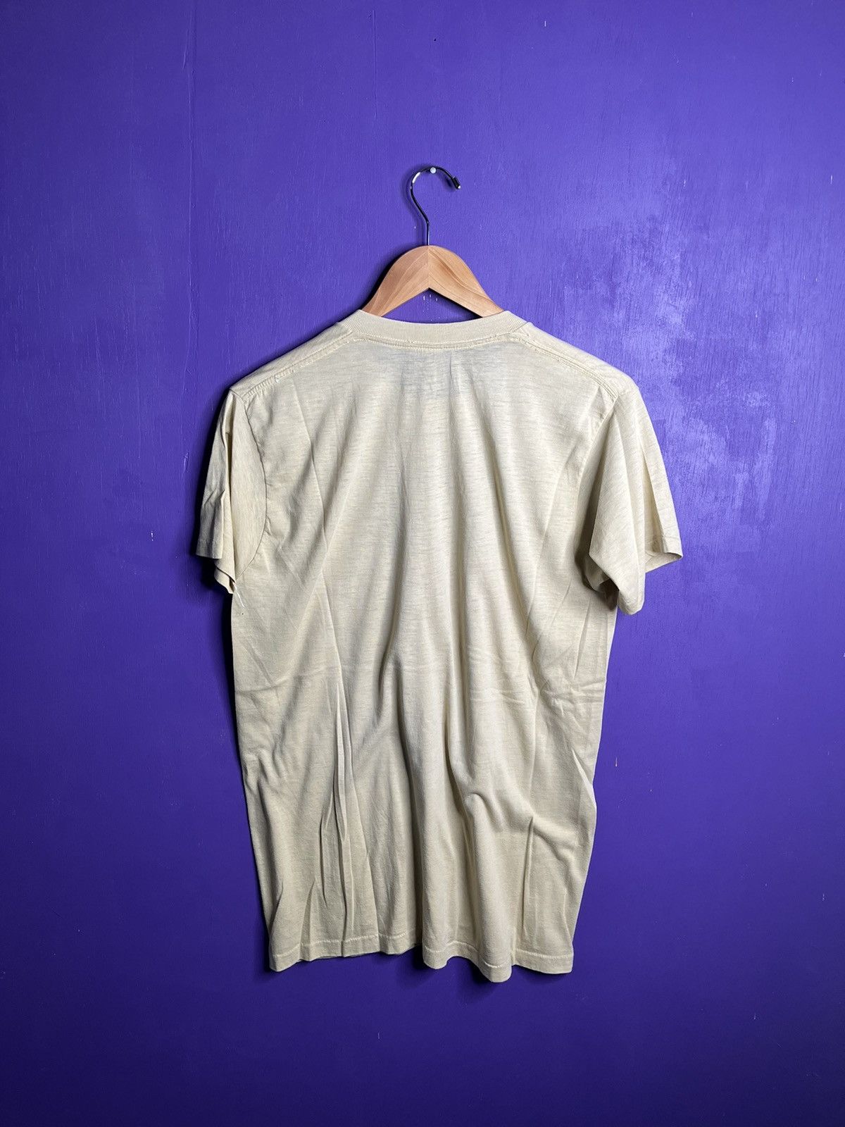 Vintage Vintage 80s Health club reject t-shirt Size US M / EU 48-50 / 2 - 2 Thumbnail