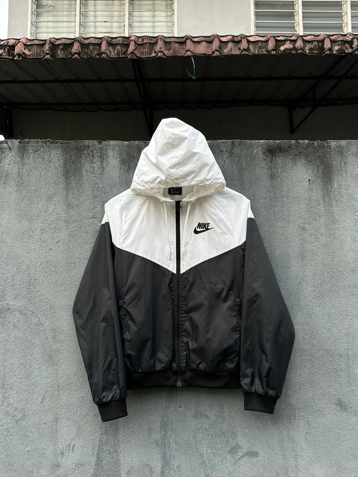 Nike 👹Nike Small Swoosh Hooded Bomber Jacket Size US S / EU 44-46 / 1 - 2 Thumbnail