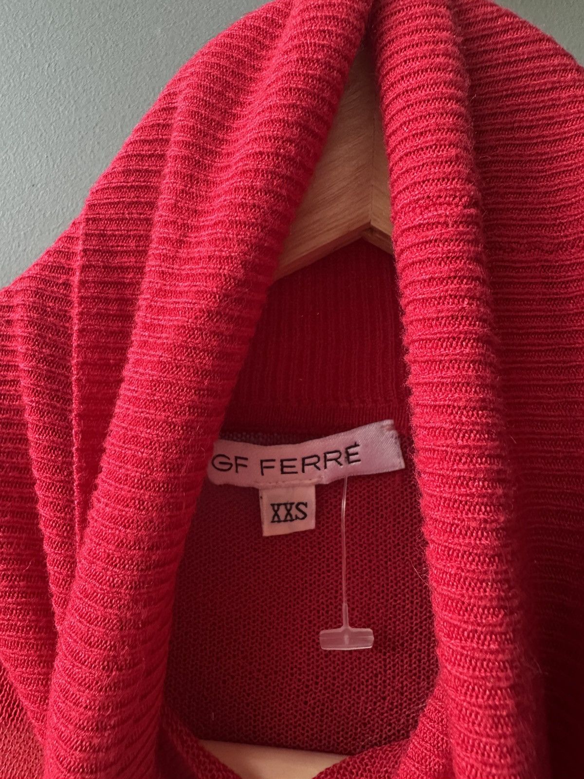 GF Ferre GF Ferre Crimson Ribbed Knit Turtleneck Size XXS Size XXS / US 00 / IT 34 - 5 Thumbnail