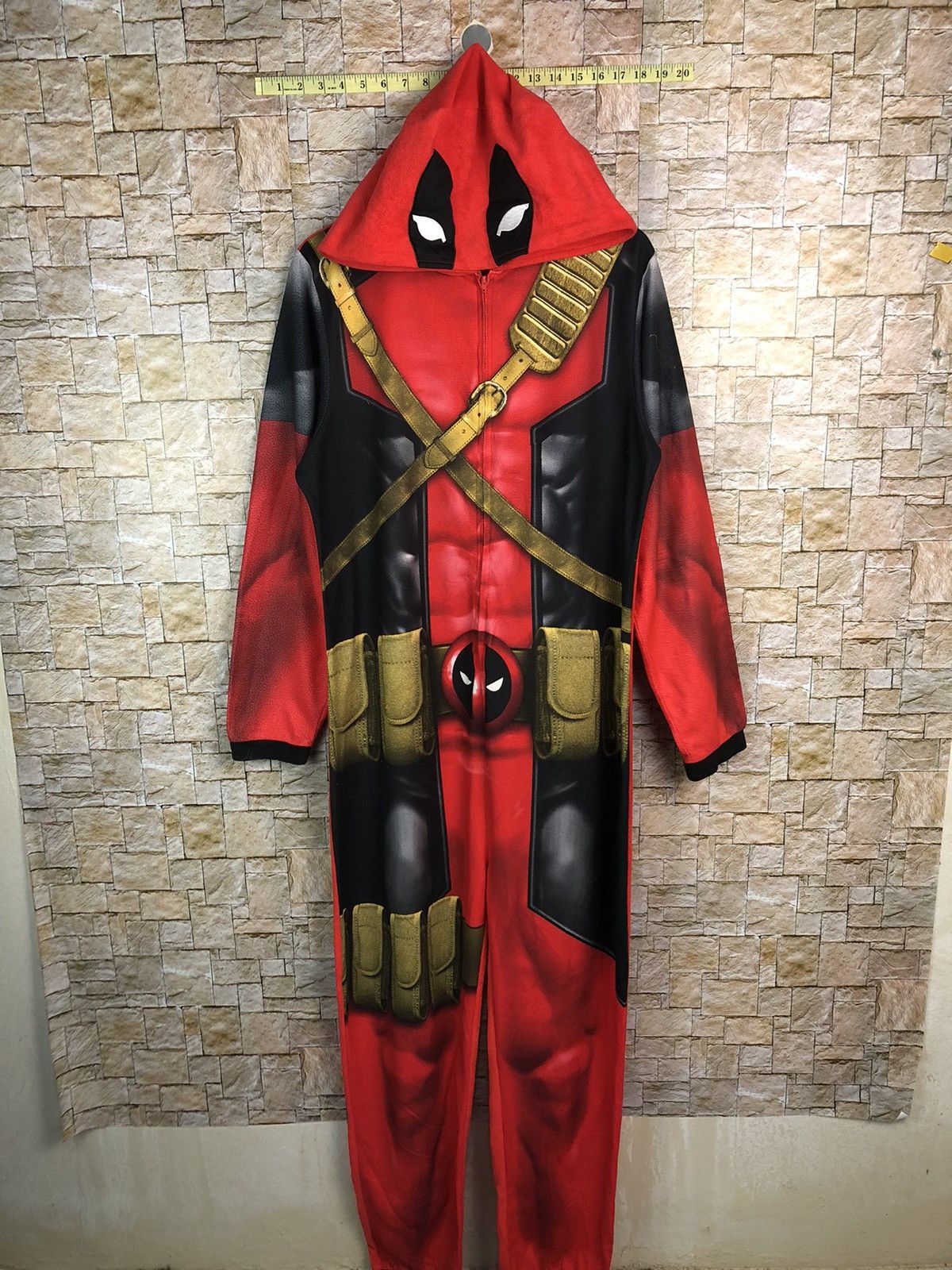 Marvel Comics Deadpool vs wolverin Marvel Red Custome Hoodie #A387 Size US M / EU 48-50 / 2 - 1 Thumbnail