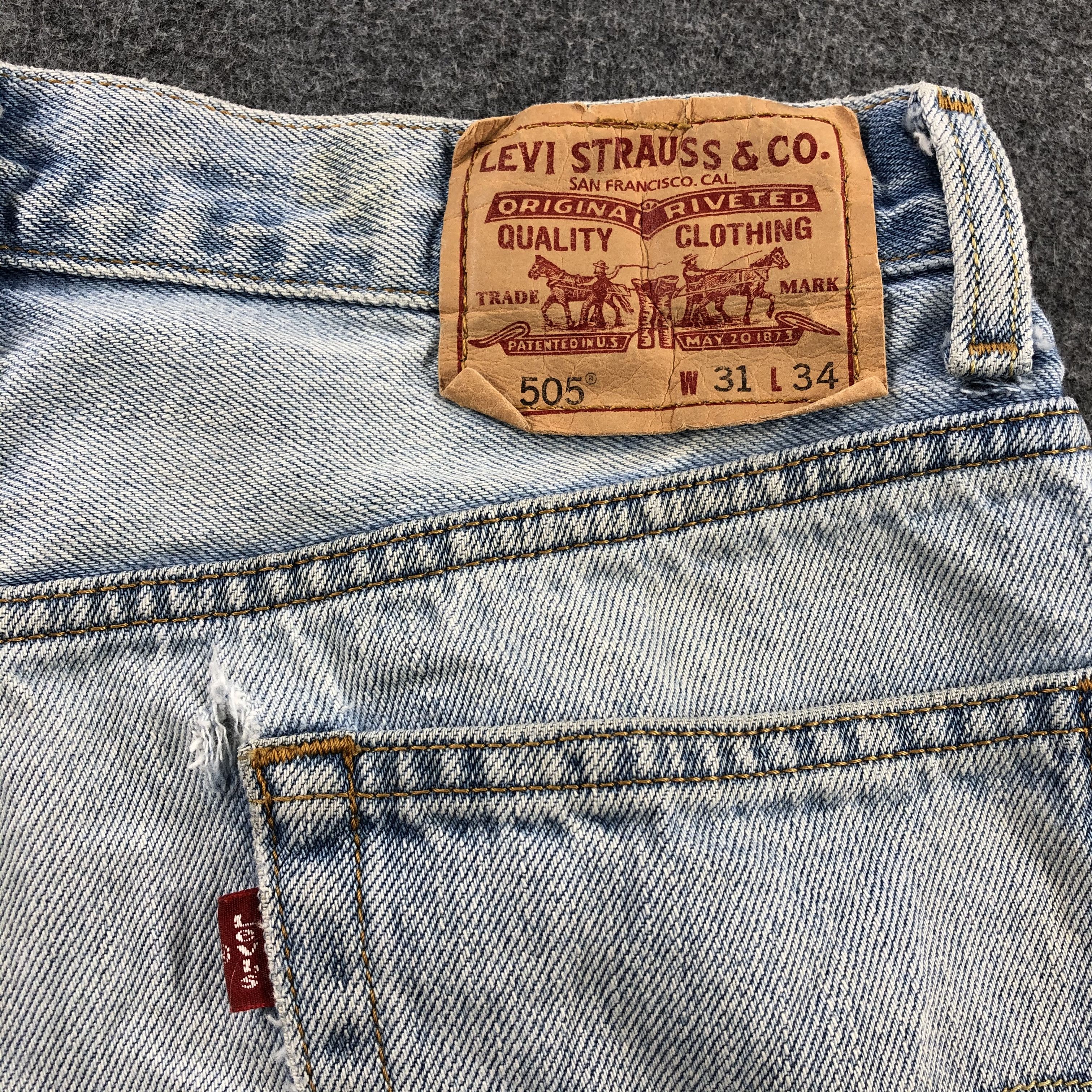Levi's × Vintage Vintage Light Wash Levis 505 Jeans-JM1707 Size US 31 - 6 Thumbnail