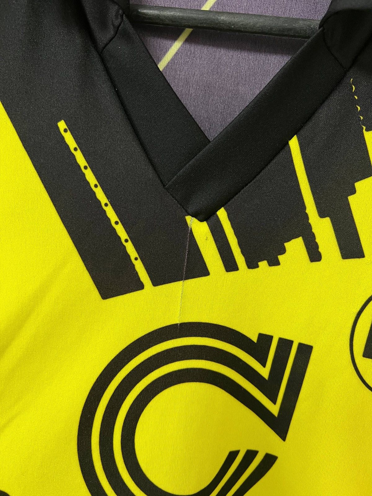 Other Borussia Dortmund 1993/1994 Long sleeve Replica Football S/M Size US M / EU 48-50 / 2 - 9 Thumbnail