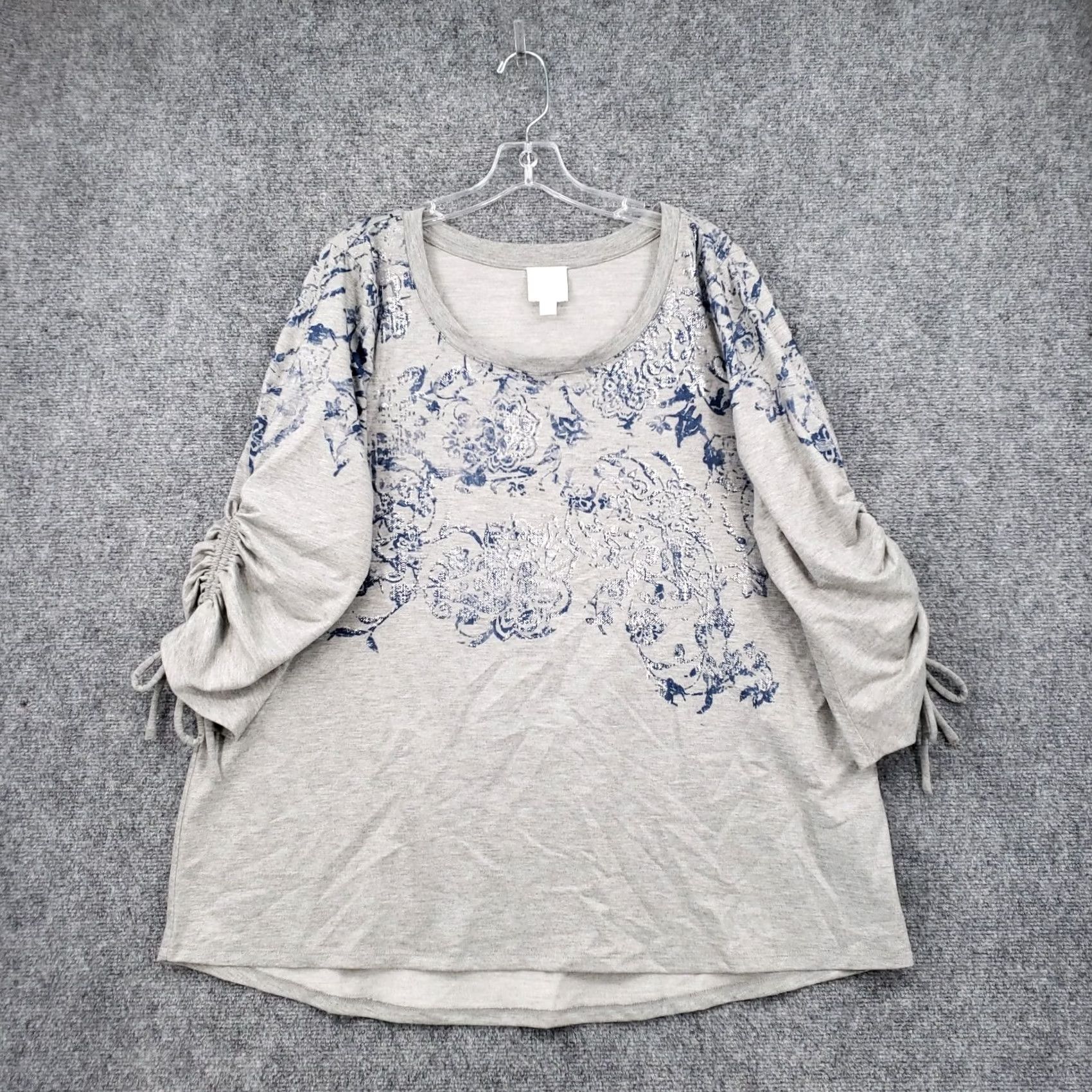 Vintage Sunday Top Womens 2X Plus Gray 3/4 Sleeve Ruched Stretch Pullover Tunic Floral Shirt Blouse Dressy Casual Womens Comfort Knit Satin Size XXL / US 16-18 / IT 52-54 - 2 Thumbnail